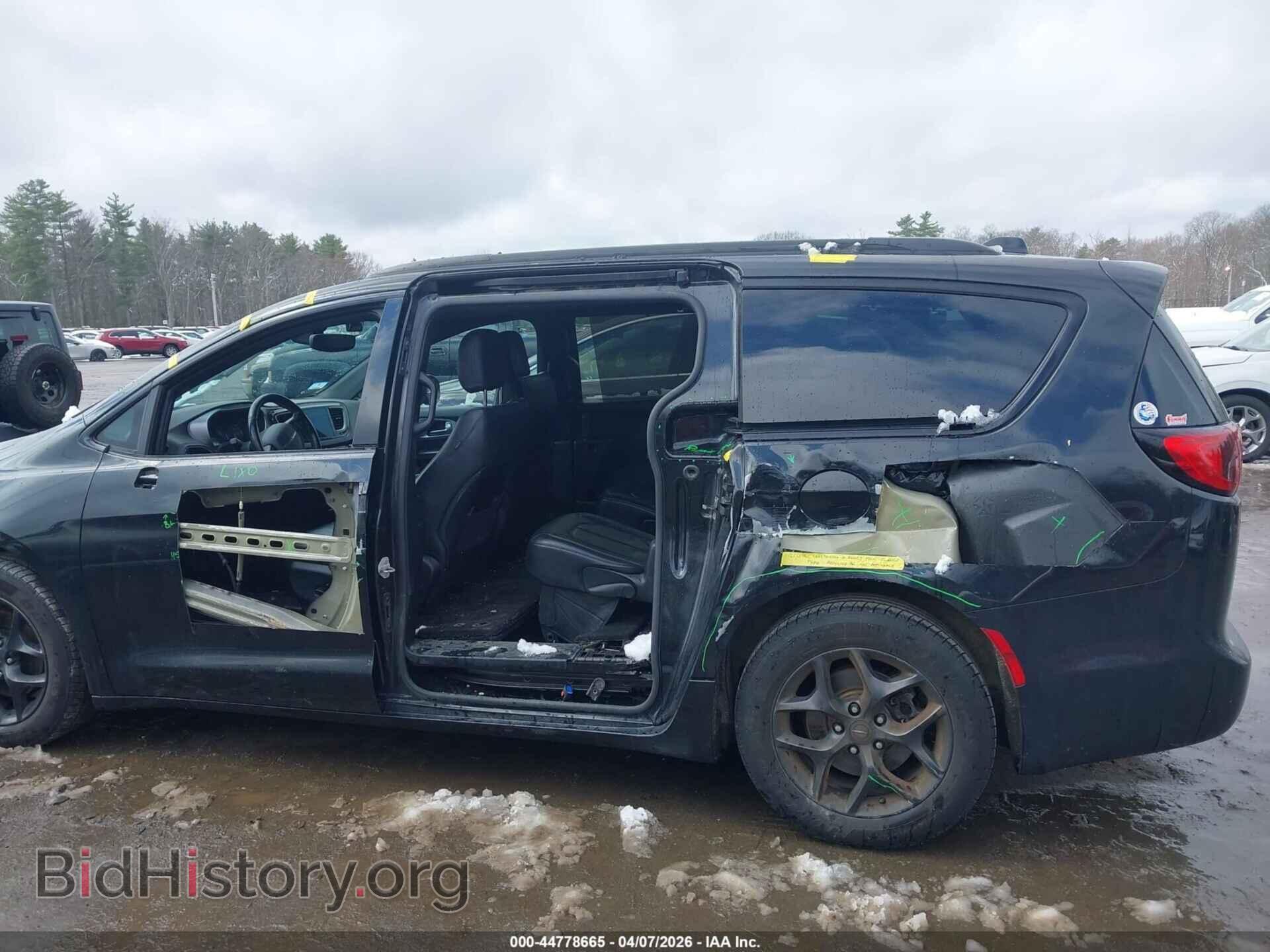 2020 CHRYSLER PACIFICA - VIN: 2C4RC1BG1LR237864 - Фото 6