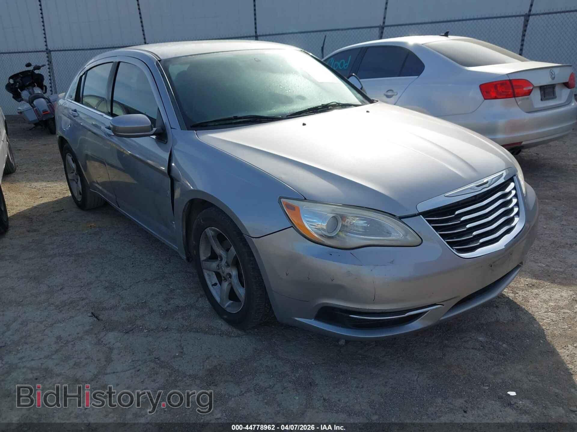 Photo 1C3CCBAB2DN641101 - CHRYSLER 200 2013
