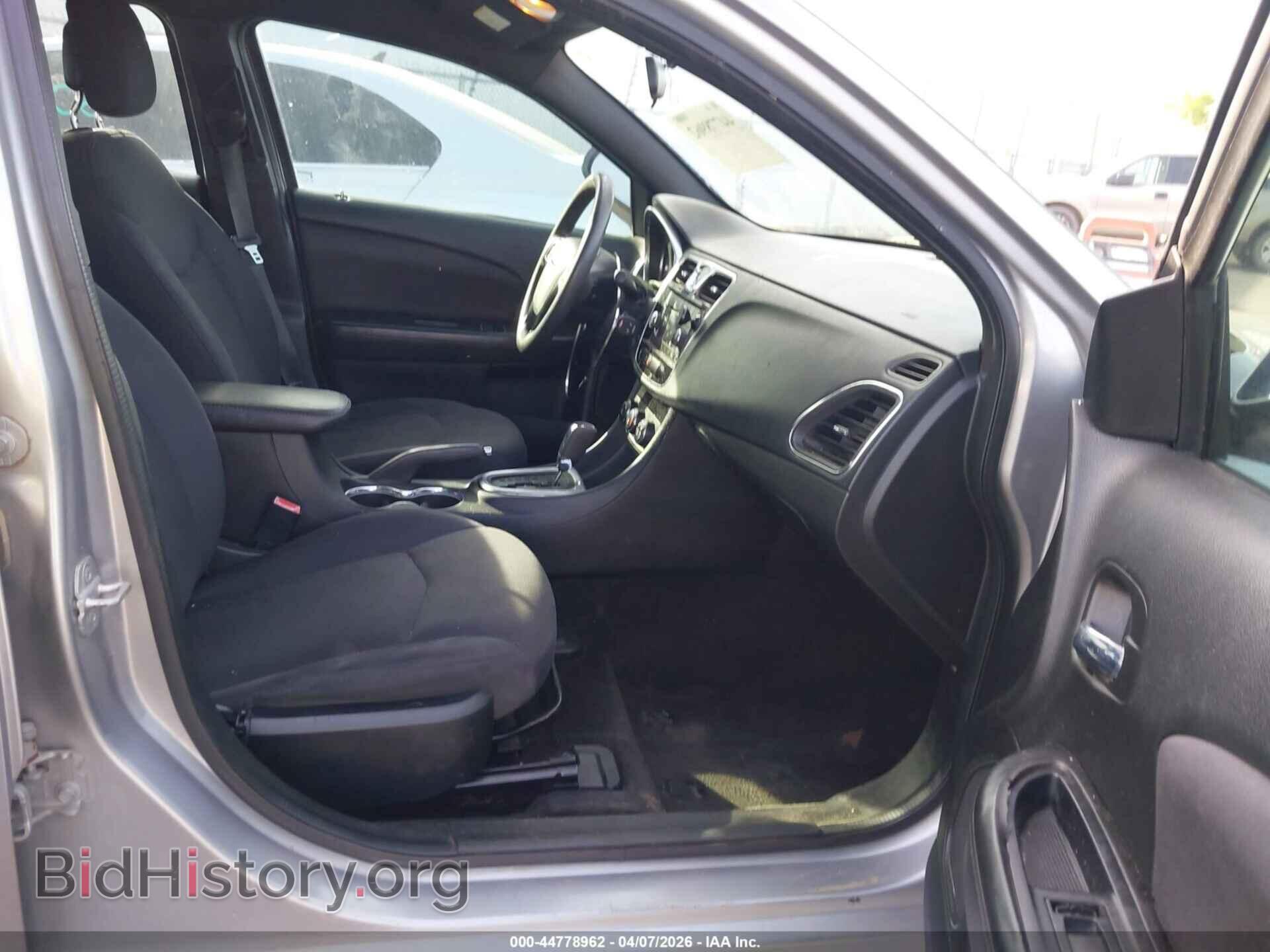 2013 CHRYSLER 200 - VIN: 1C3CCBAB2DN641101 - Photo 5