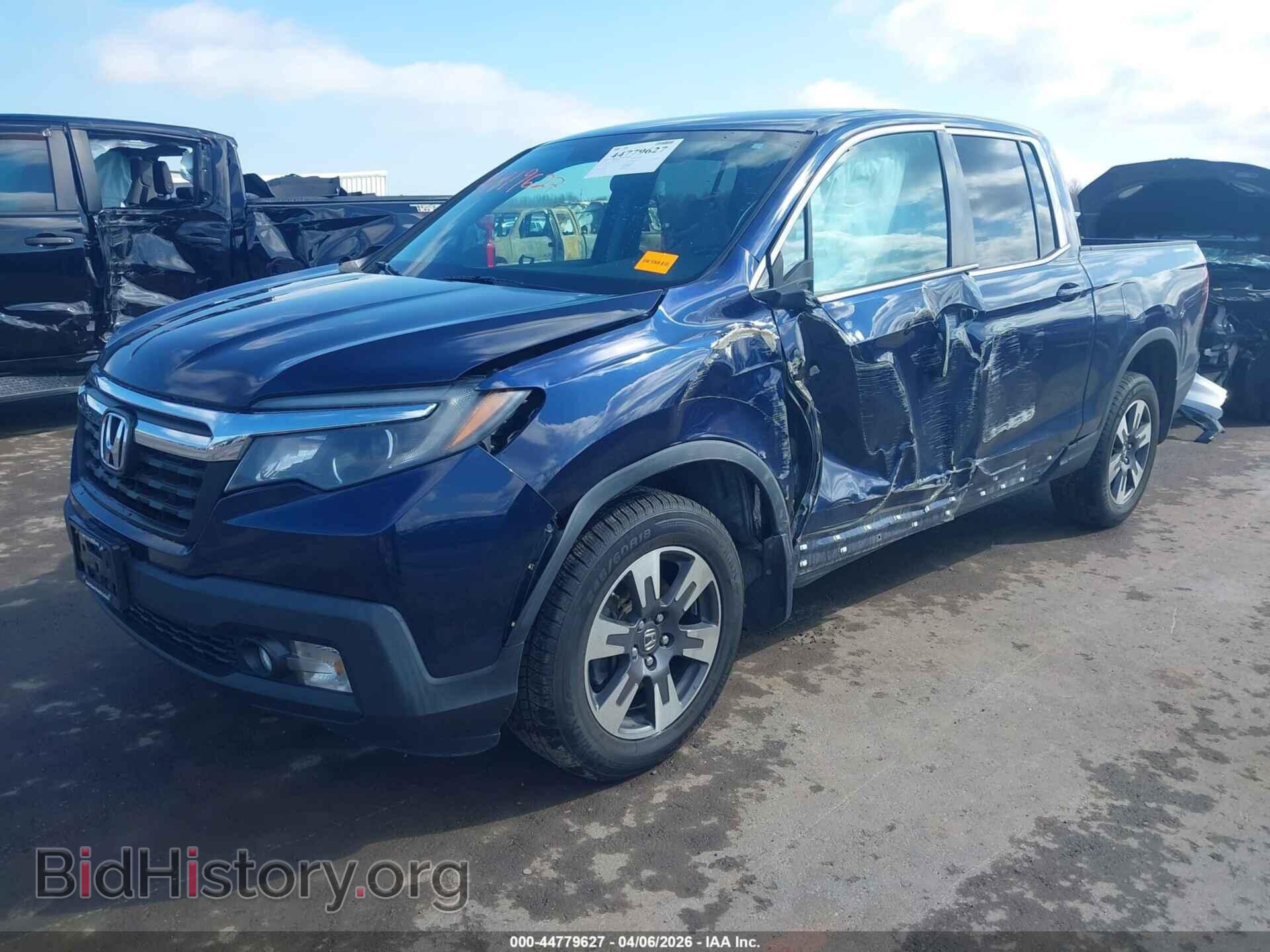 2017 HONDA RIDGELINE - VIN: 5FPYK3F55HB032898 - Photo 2