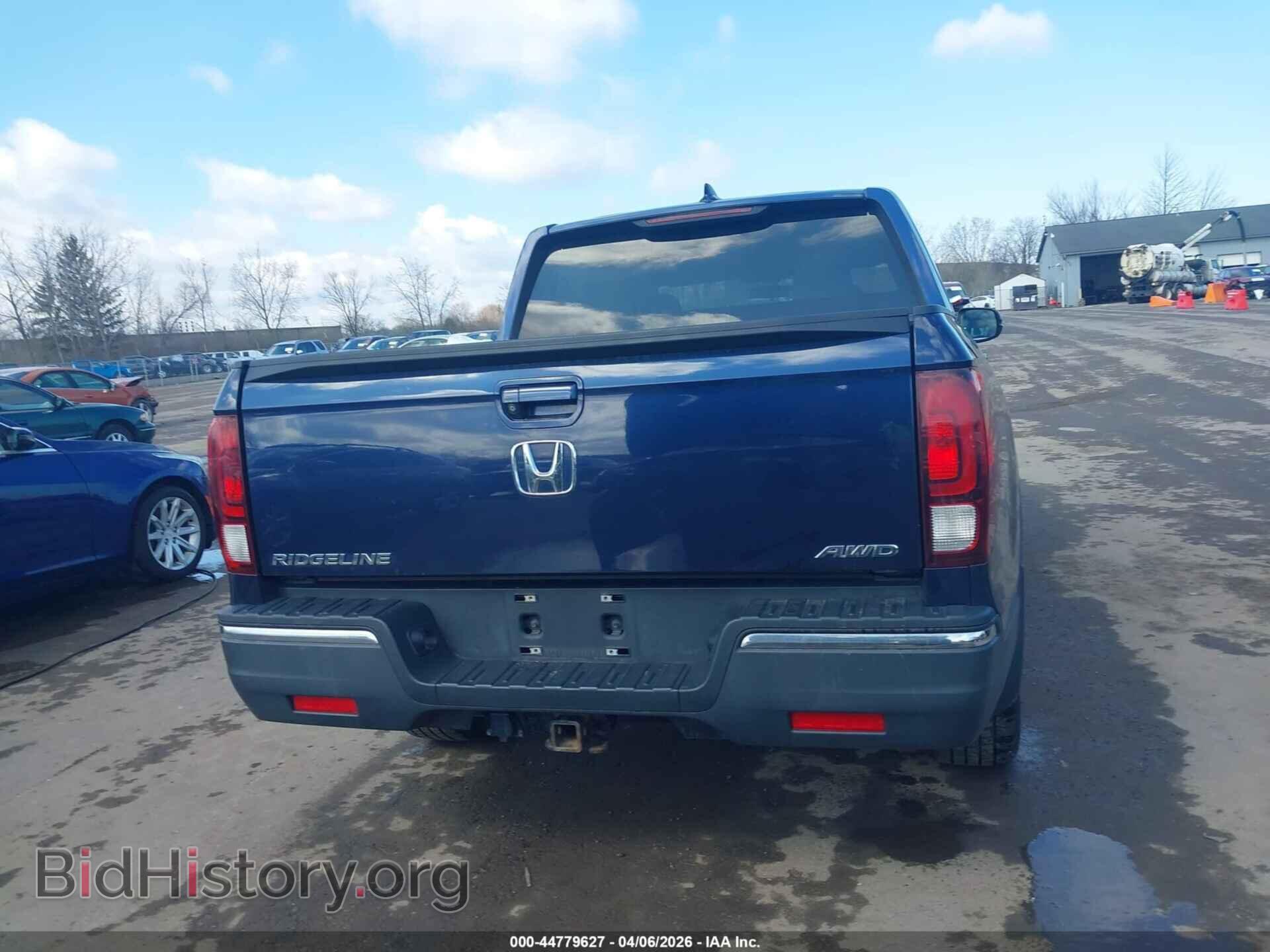 2017 HONDA RIDGELINE - VIN: 5FPYK3F55HB032898 - Photo 16
