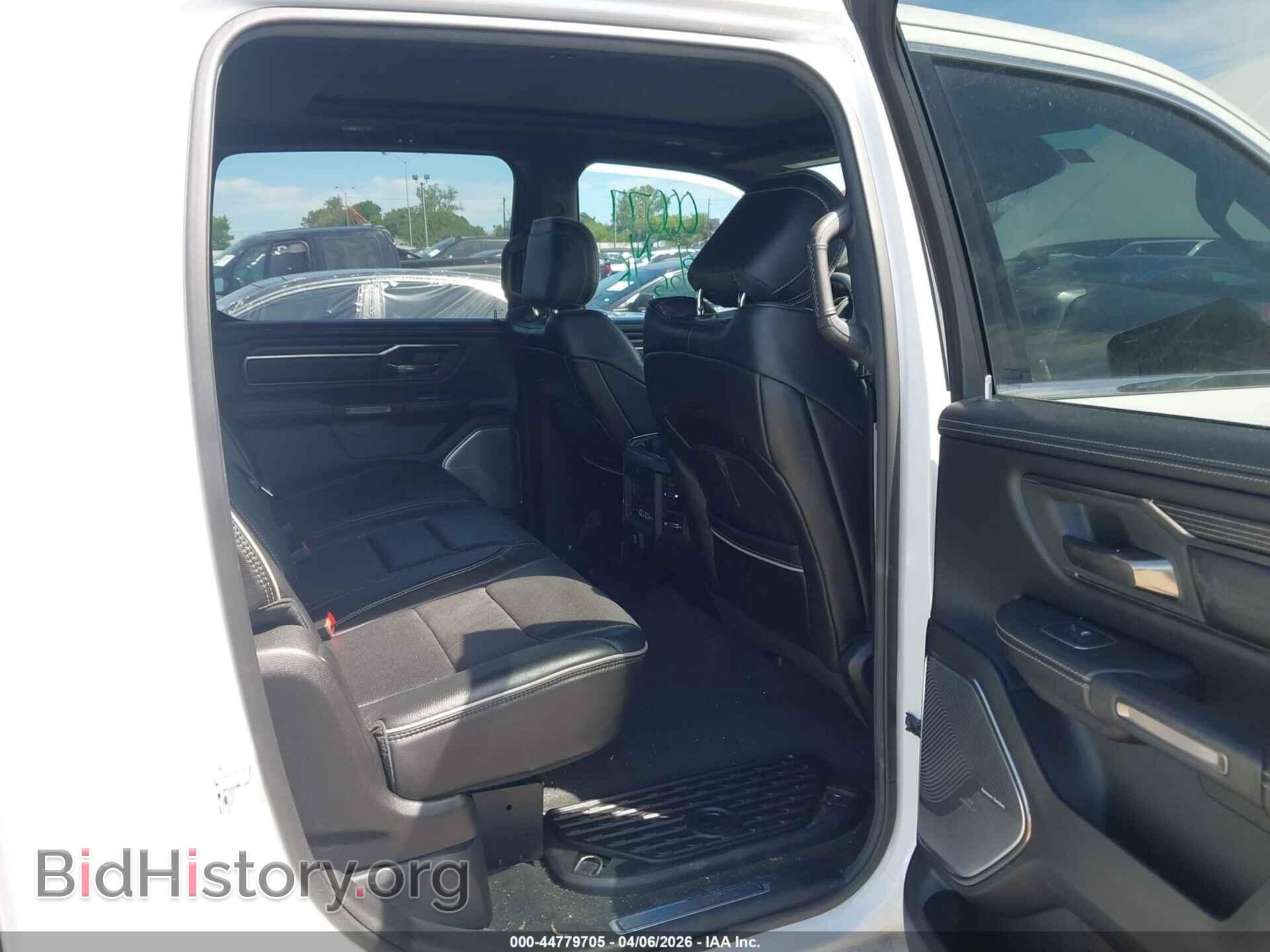 2019 RAM 1500 - VIN: 1C6SRFHT4KN775205 - Фото 8