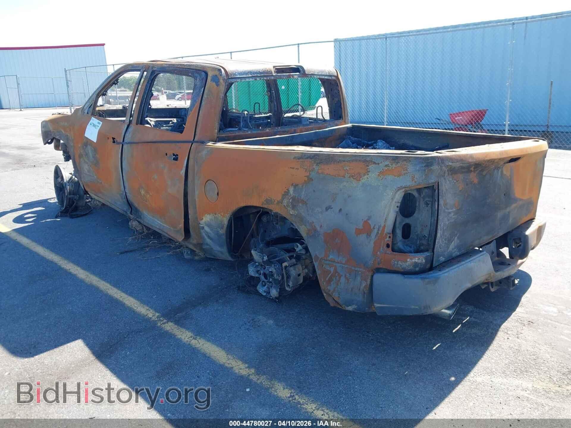 2015 RAM 1500 - VIN: 3C6RR6KT2FG698548 - Фото 3