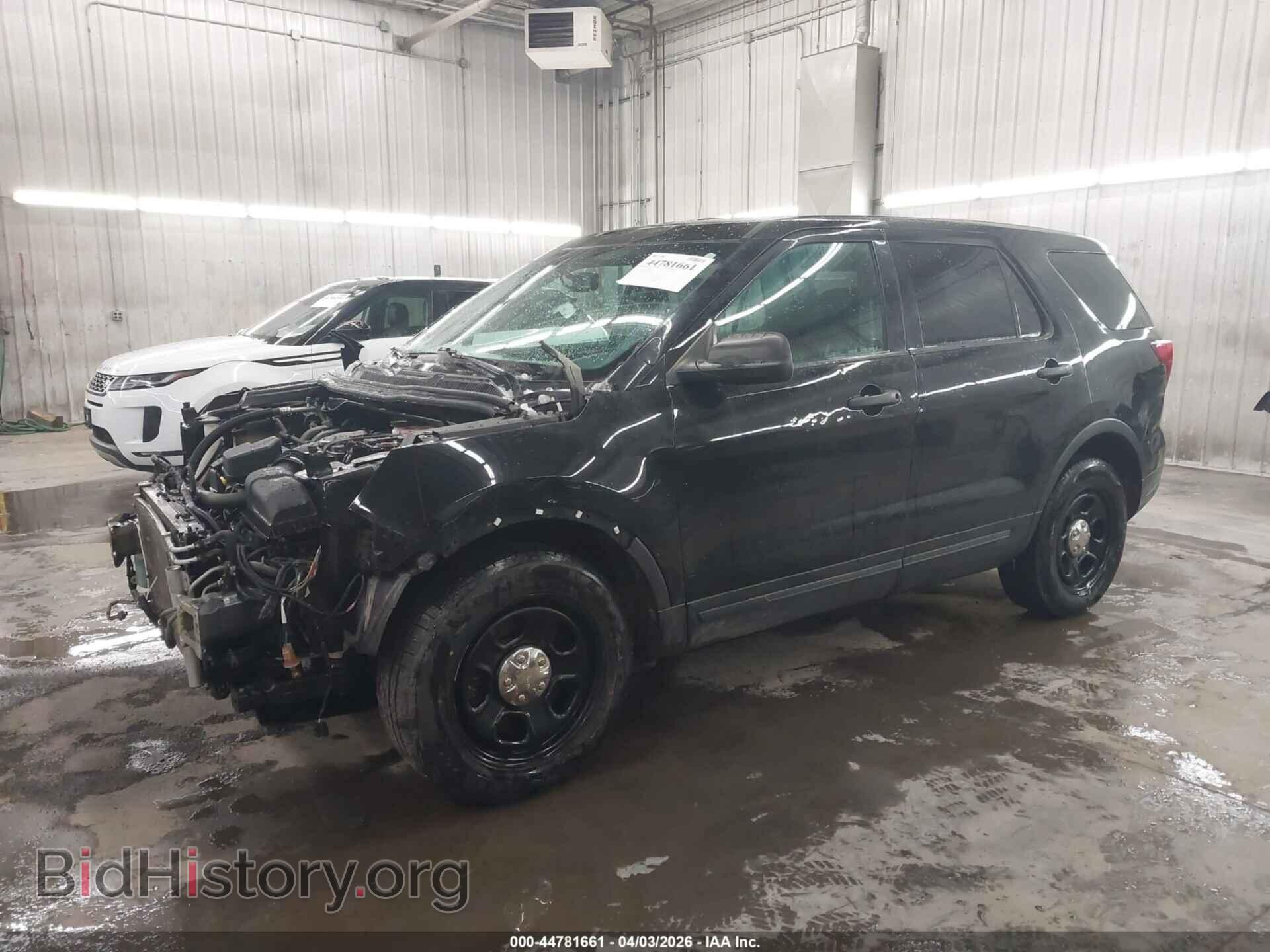 2018 FORD POLICE INTERCEPTOR UTILITY - VIN: 1FM5K8AR4JGB68286 - Photo 2