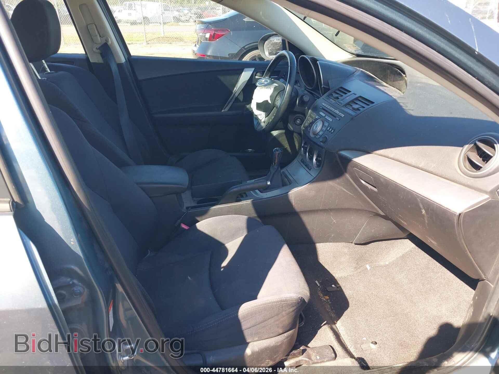 2011 MAZDA MAZDA3 - VIN: JM1BL1U60B1375940 - Фото 5