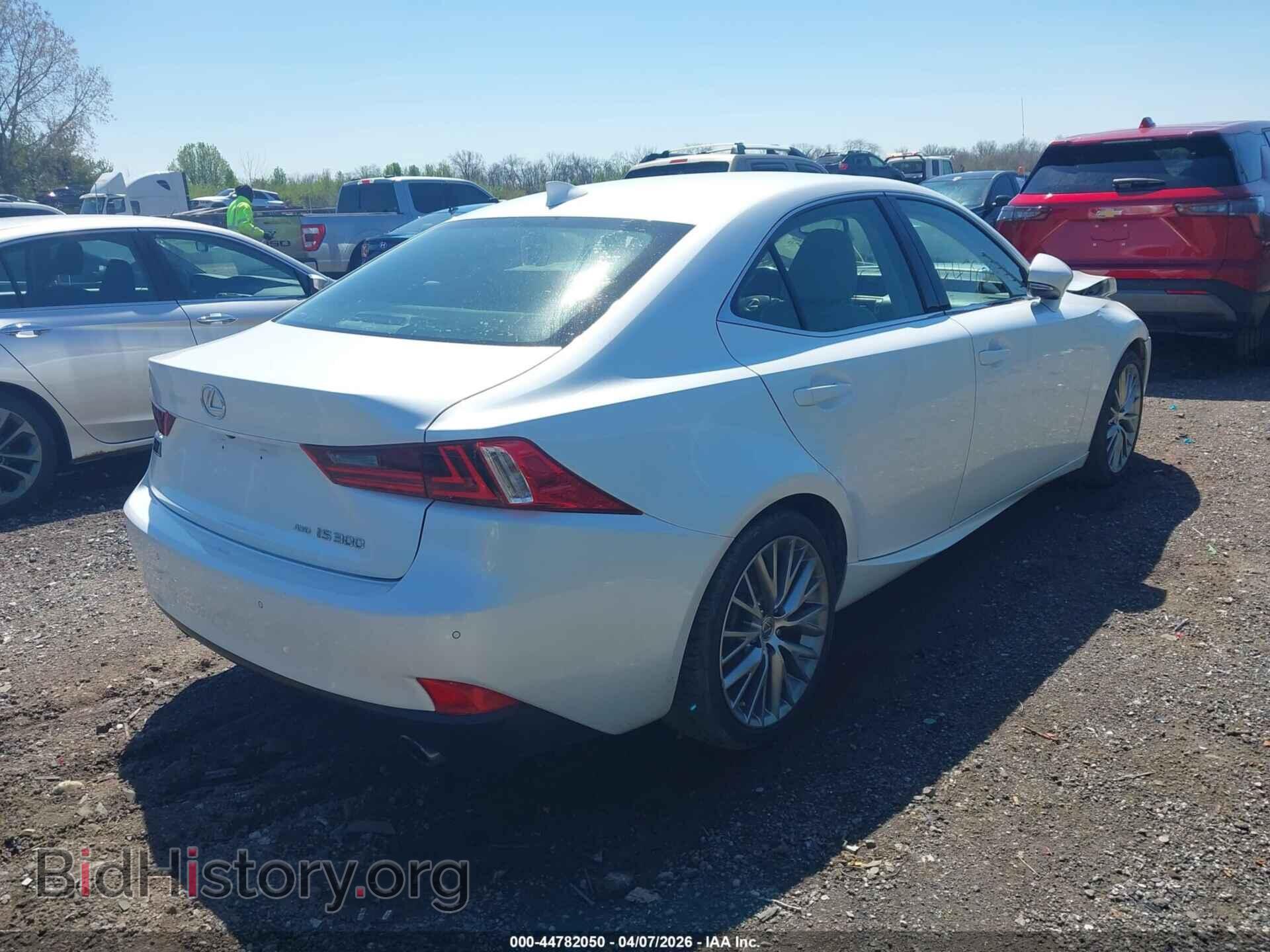 2016 LEXUS IS 300 - VIN: JTHCM1D22G5014352 - Photo 4