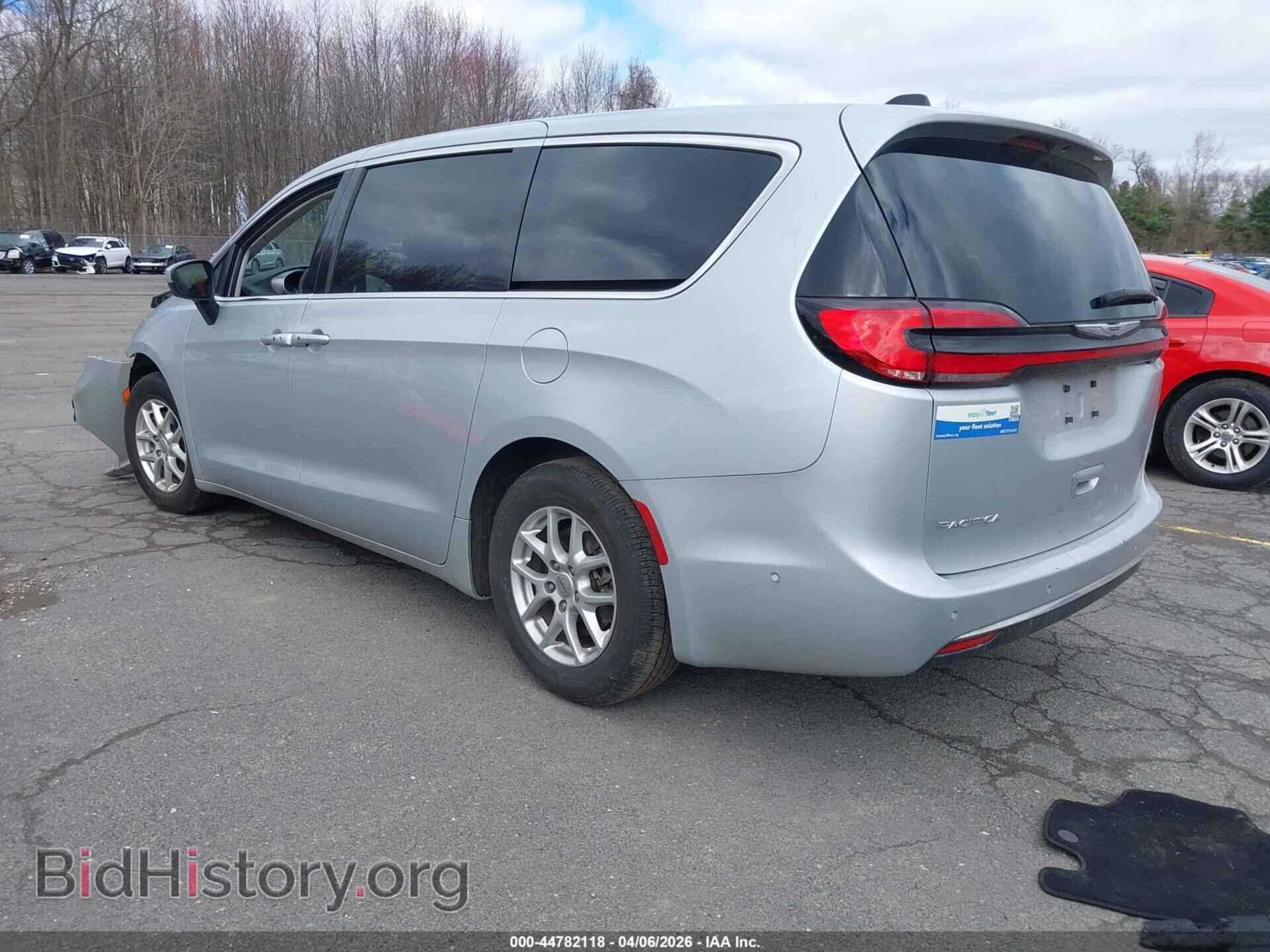 2023 CHRYSLER PACIFICA - VIN: 2C4RC1BG8PR592052 - Фото 3
