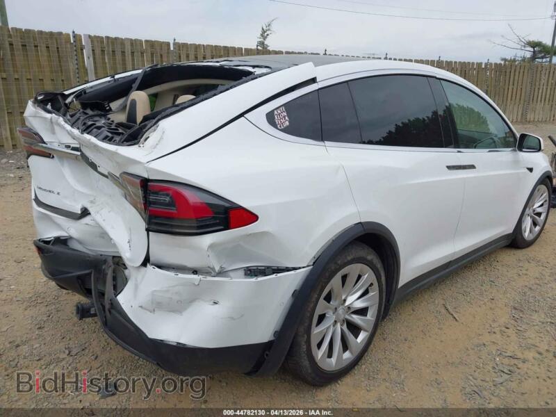 2017 Tesla MODEL X (VIN 5YJXCBE25HF049459) — фото 4 из 19