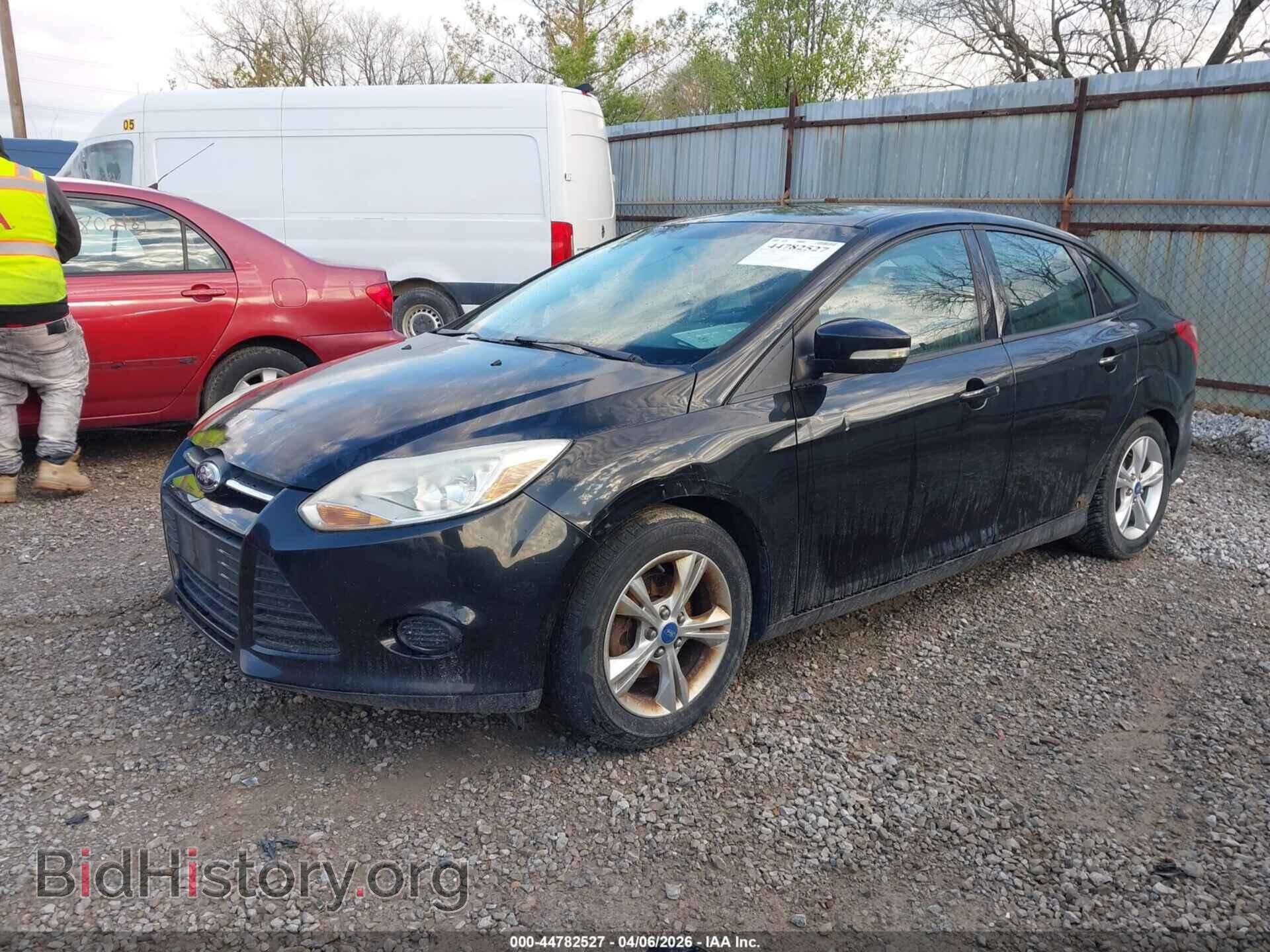 2013 FORD FOCUS - VIN: 1FADP3F26DL219403 - Photo 2