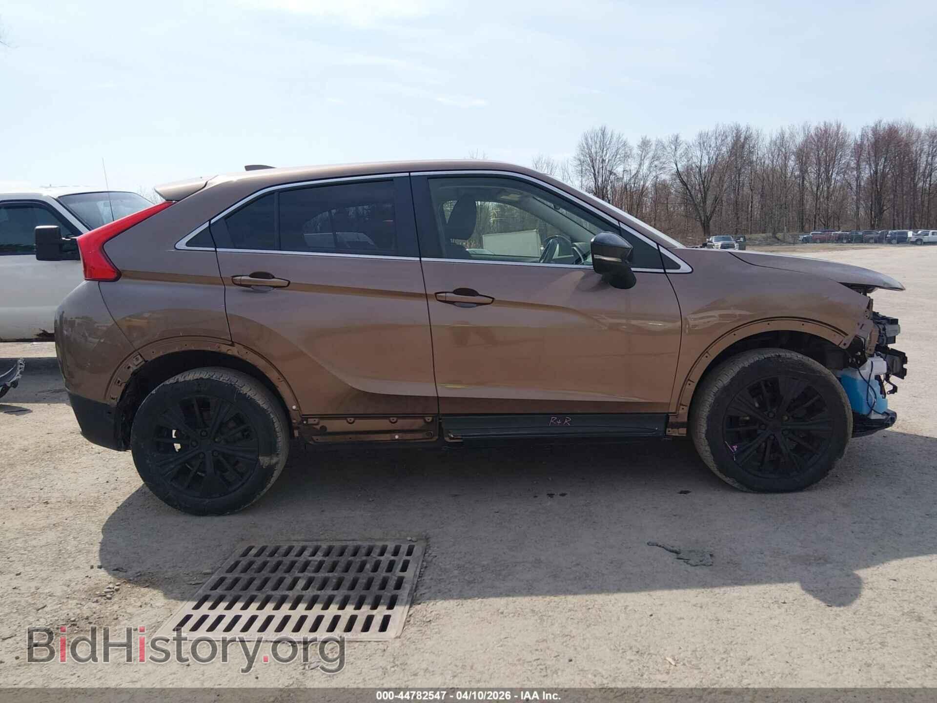 2018 MITSUBISHI ECLIPSE CROSS - VIN: JA4AT4AA1JZ042906 - Photo 14