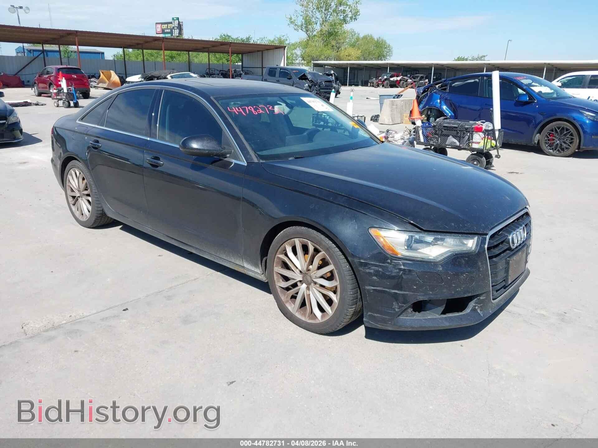 Фотография WAUDFAFC8DN008621 - AUDI A6 2013