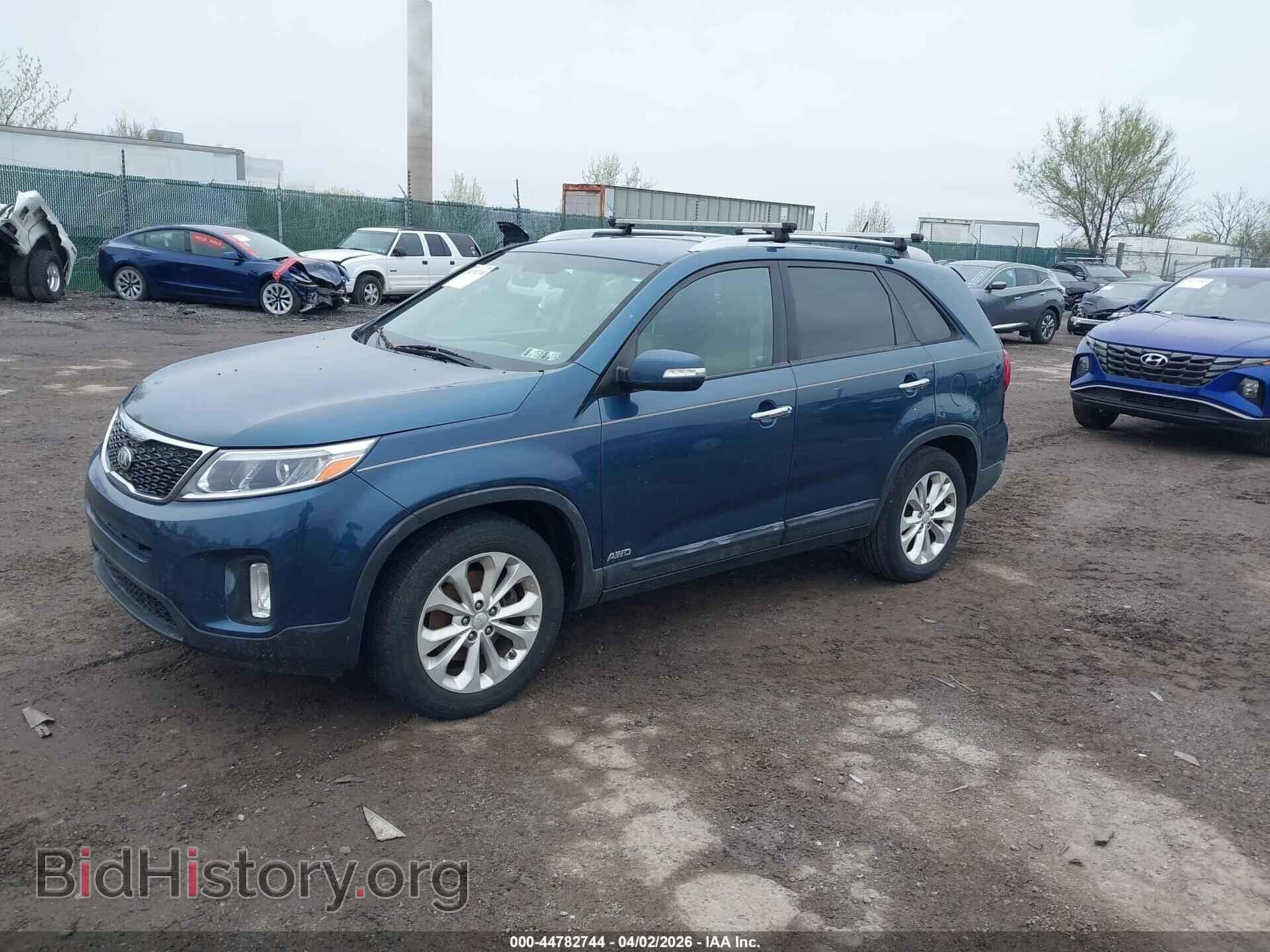 2014 KIA SORENTO - VIN: 5XYKUDA75EG432827 - Фото 2
