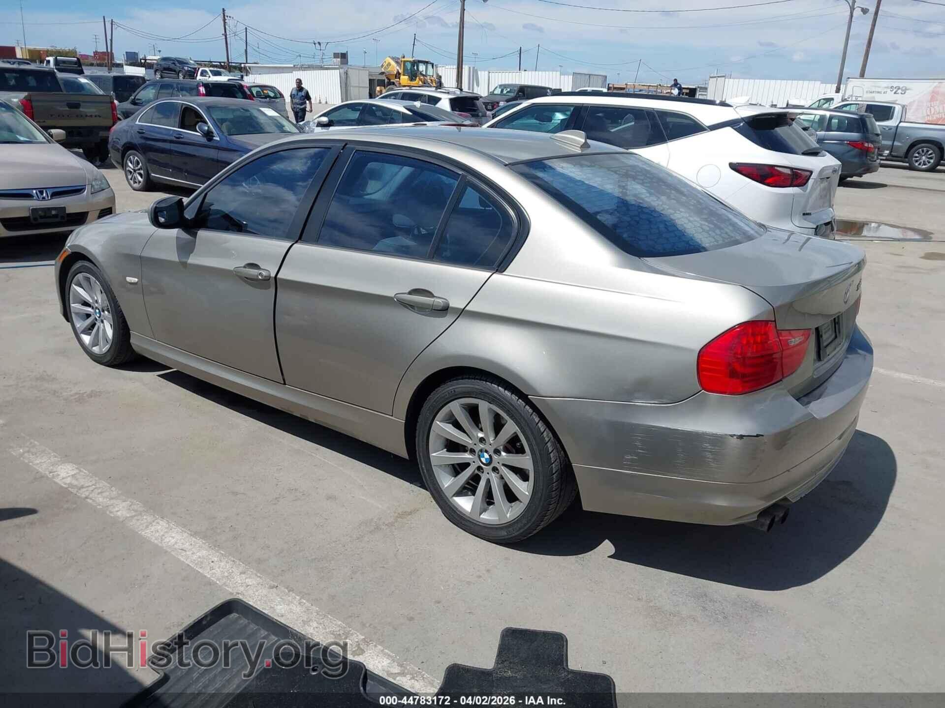 2011 BMW 328I - VIN: WBAPH5G56BNM83034 - Фото 3