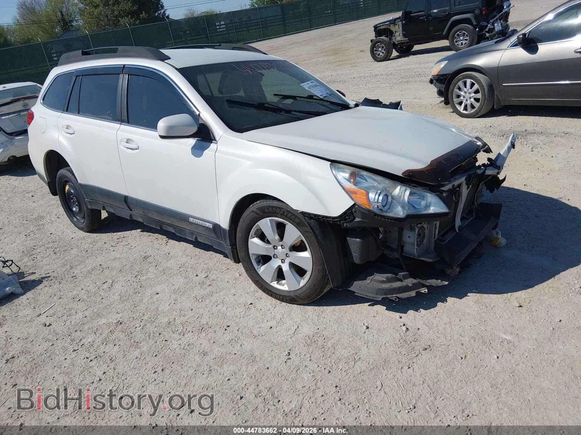Photo 4S4BRCCC0B3436799 - SUBARU OUTBACK 2011