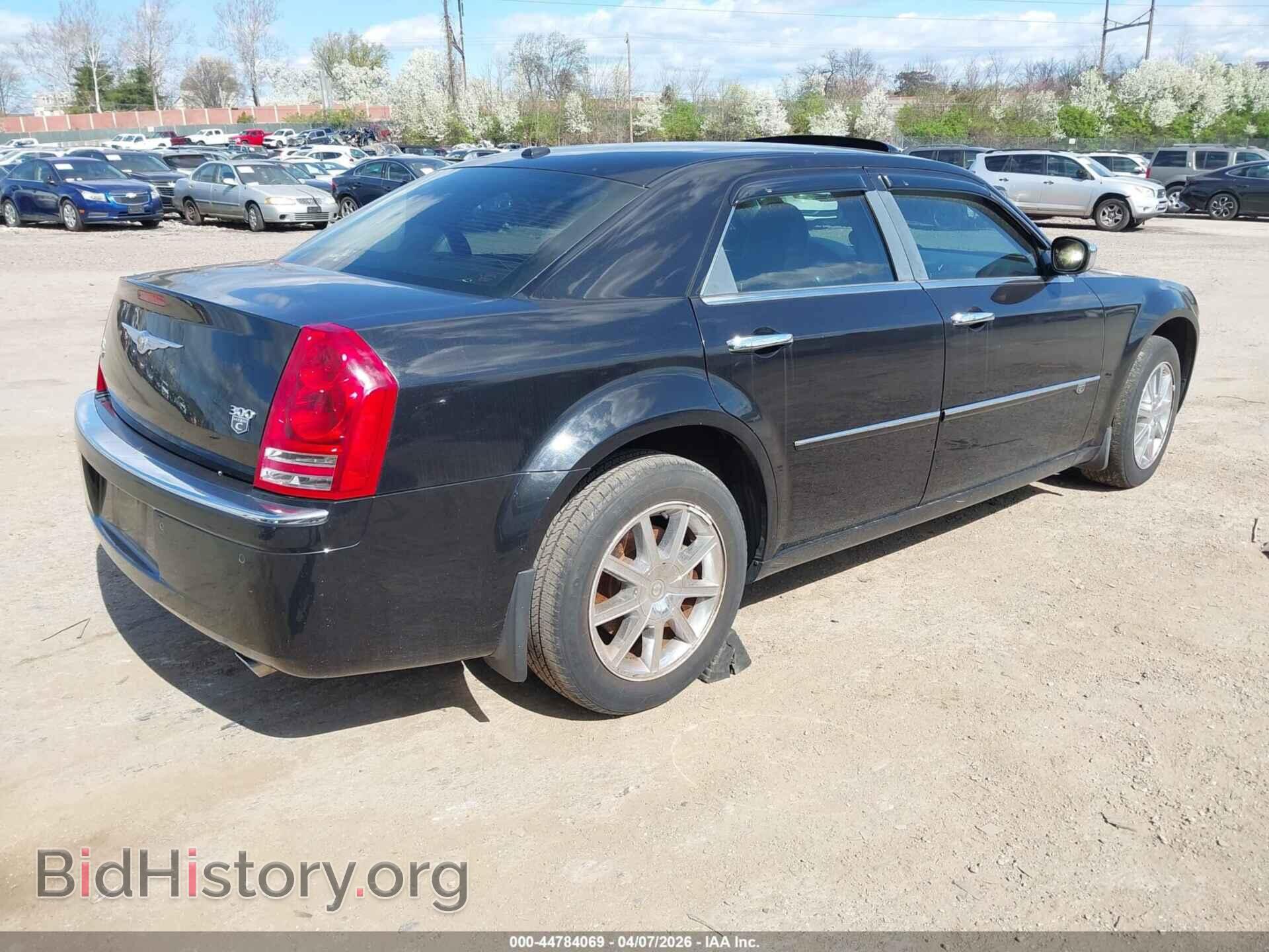 2010 CHRYSLER 300C - VIN: 2C3CK6CT4AH223837 - Фото 4