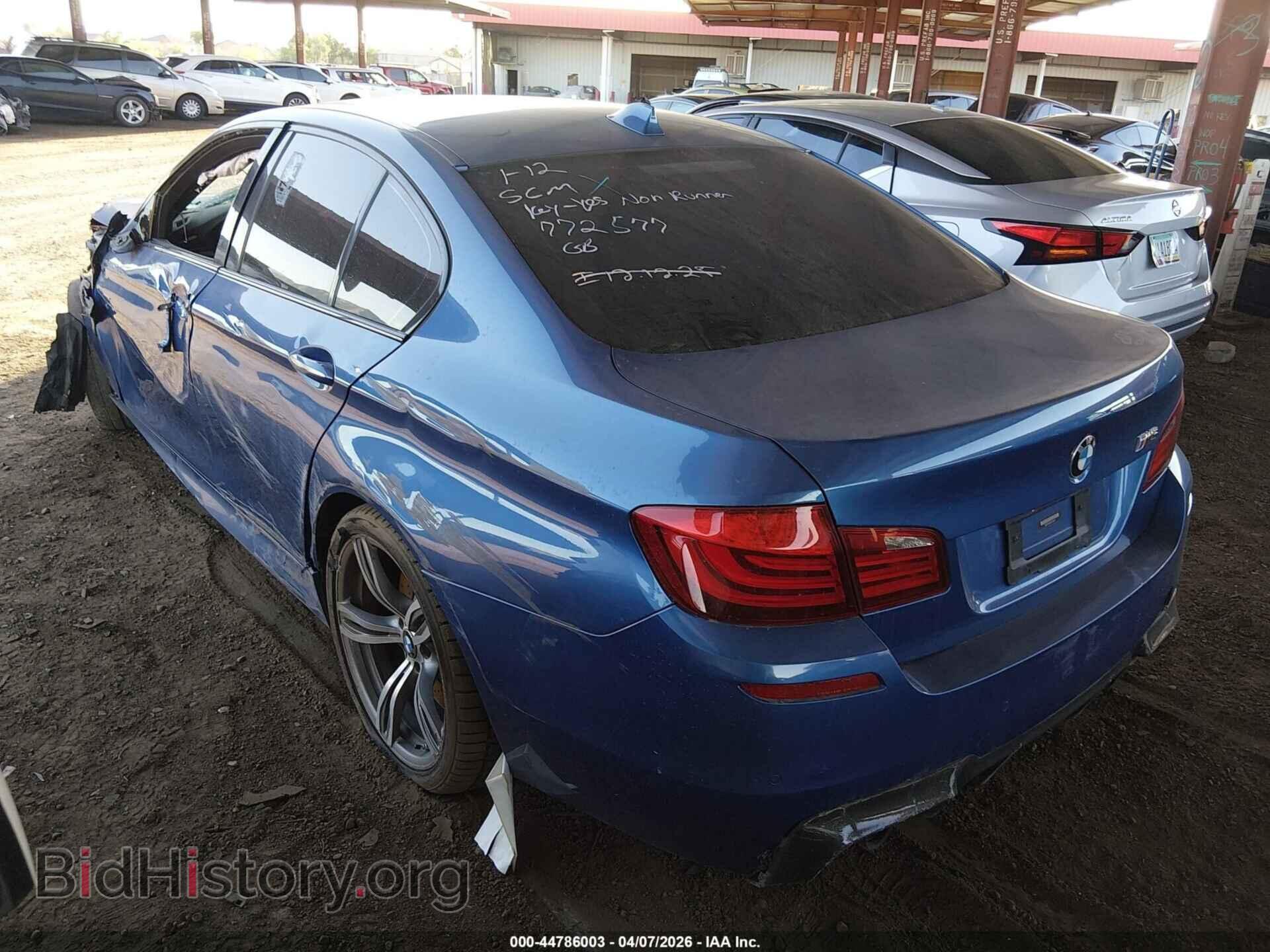 2013 BMW M5 - VIN: WBSFV9C55DC772577 - Фото 3