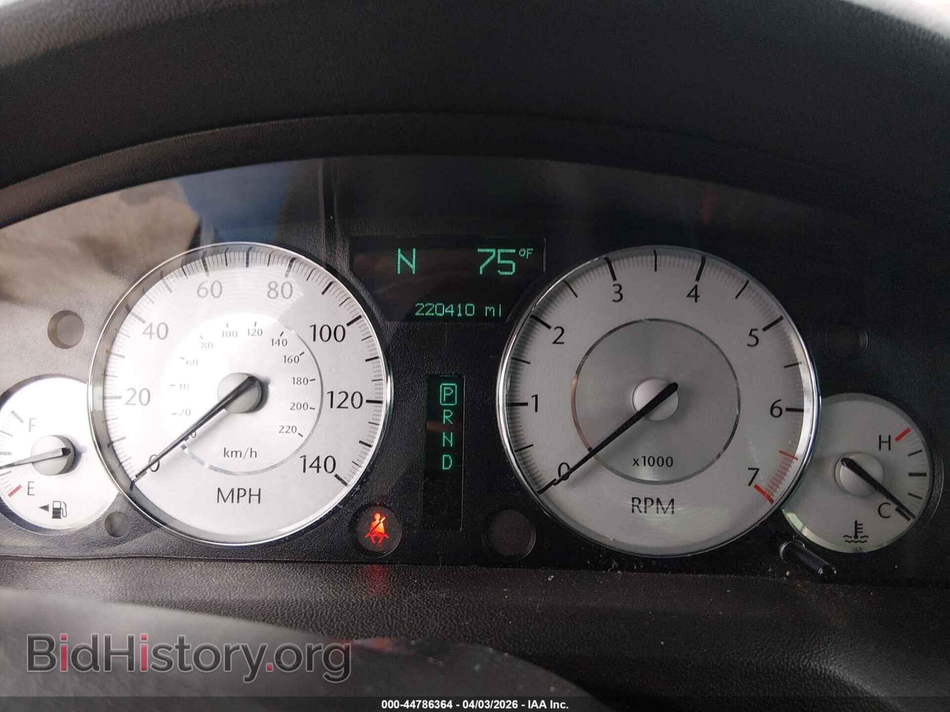2010 CHRYSLER 300 - VIN: 2C3CK3CV8AH217619 - Фото 7