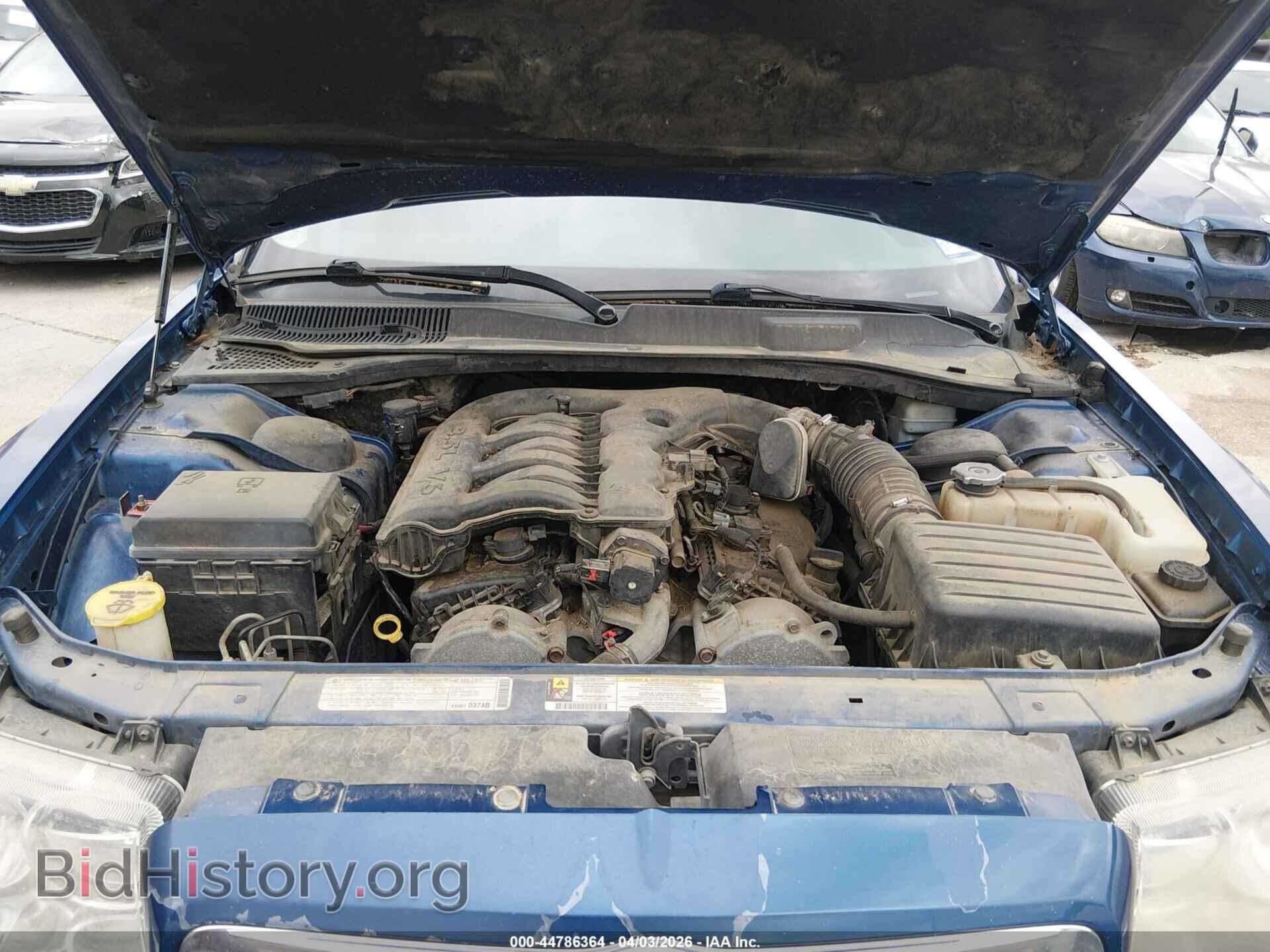 2010 CHRYSLER 300 - VIN: 2C3CK3CV8AH217619 - Фото 10