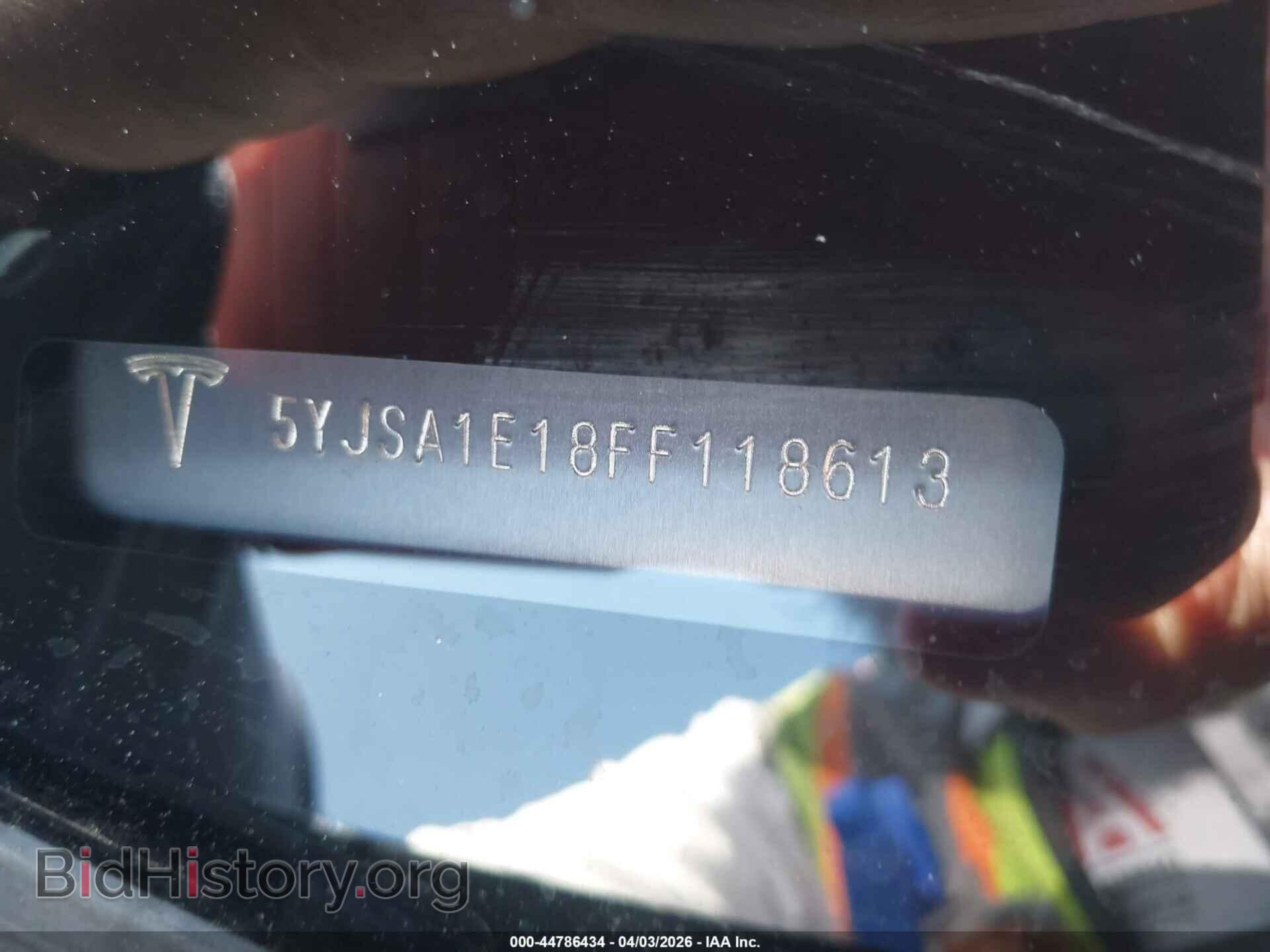 2015 TESLA MODEL S - VIN: 5YJSA1E18FF118613 - Photo 9