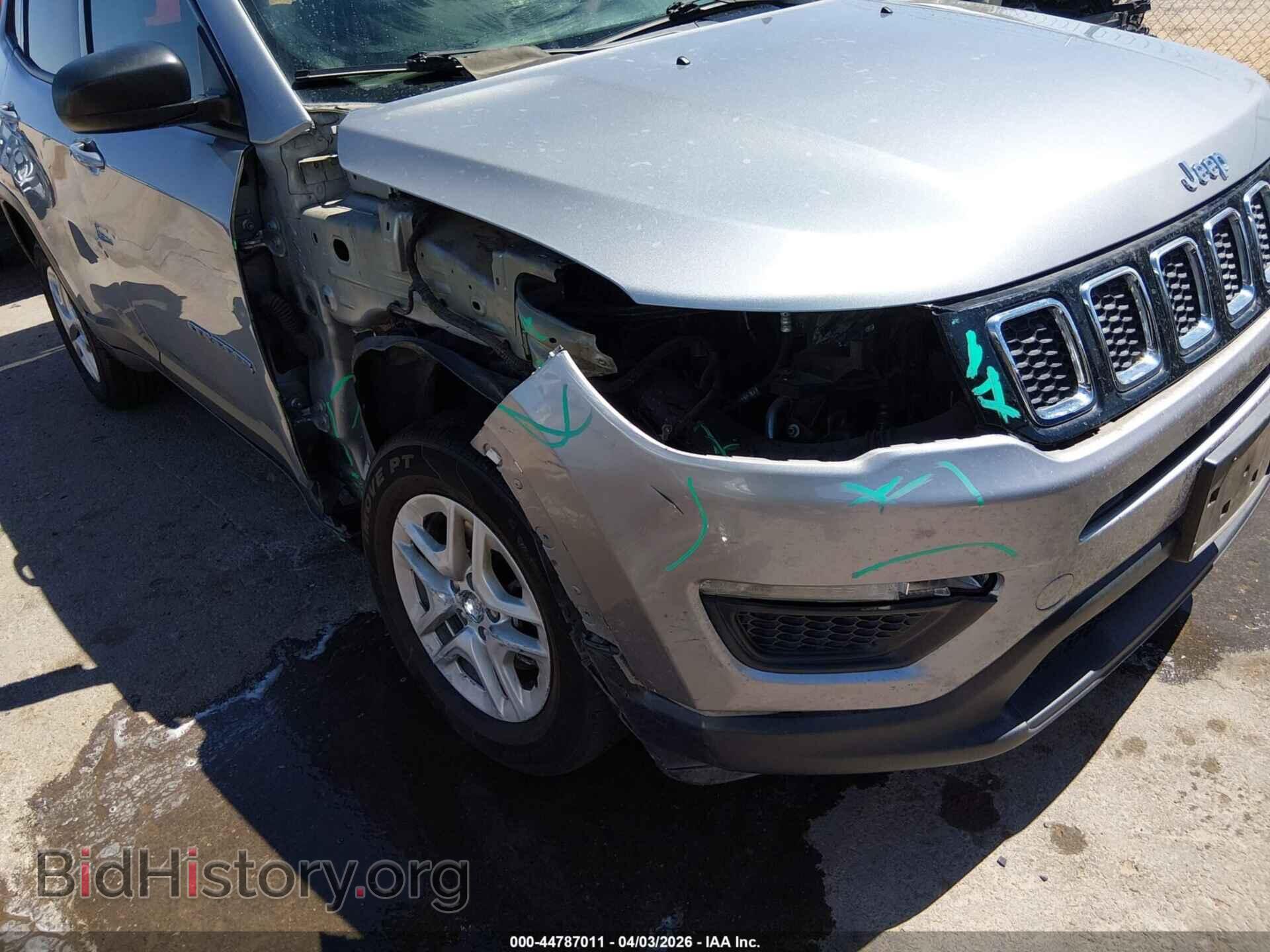 2018 JEEP COMPASS - VIN: 3C4NJDAB1JT261779 - Фото 6