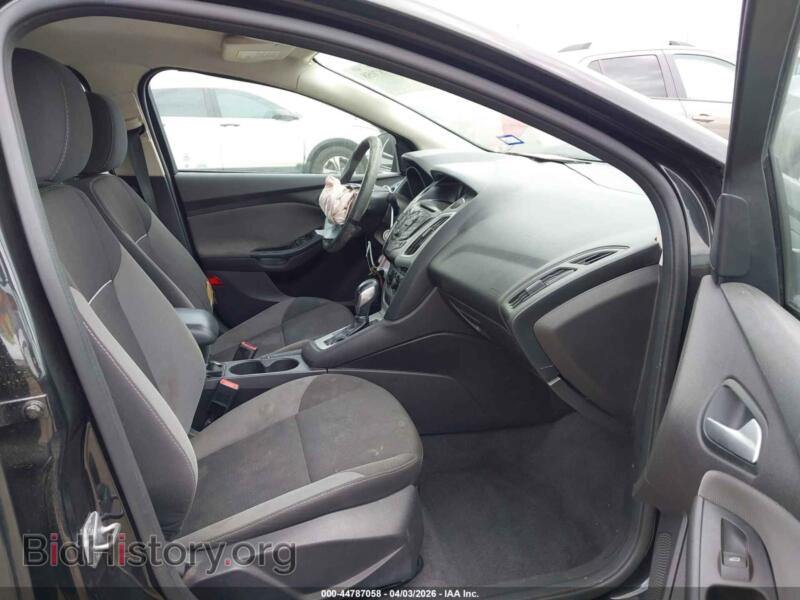 2014 Ford FOCUS (VIN 1FADP3F27EL108747) — photo 5 of 17