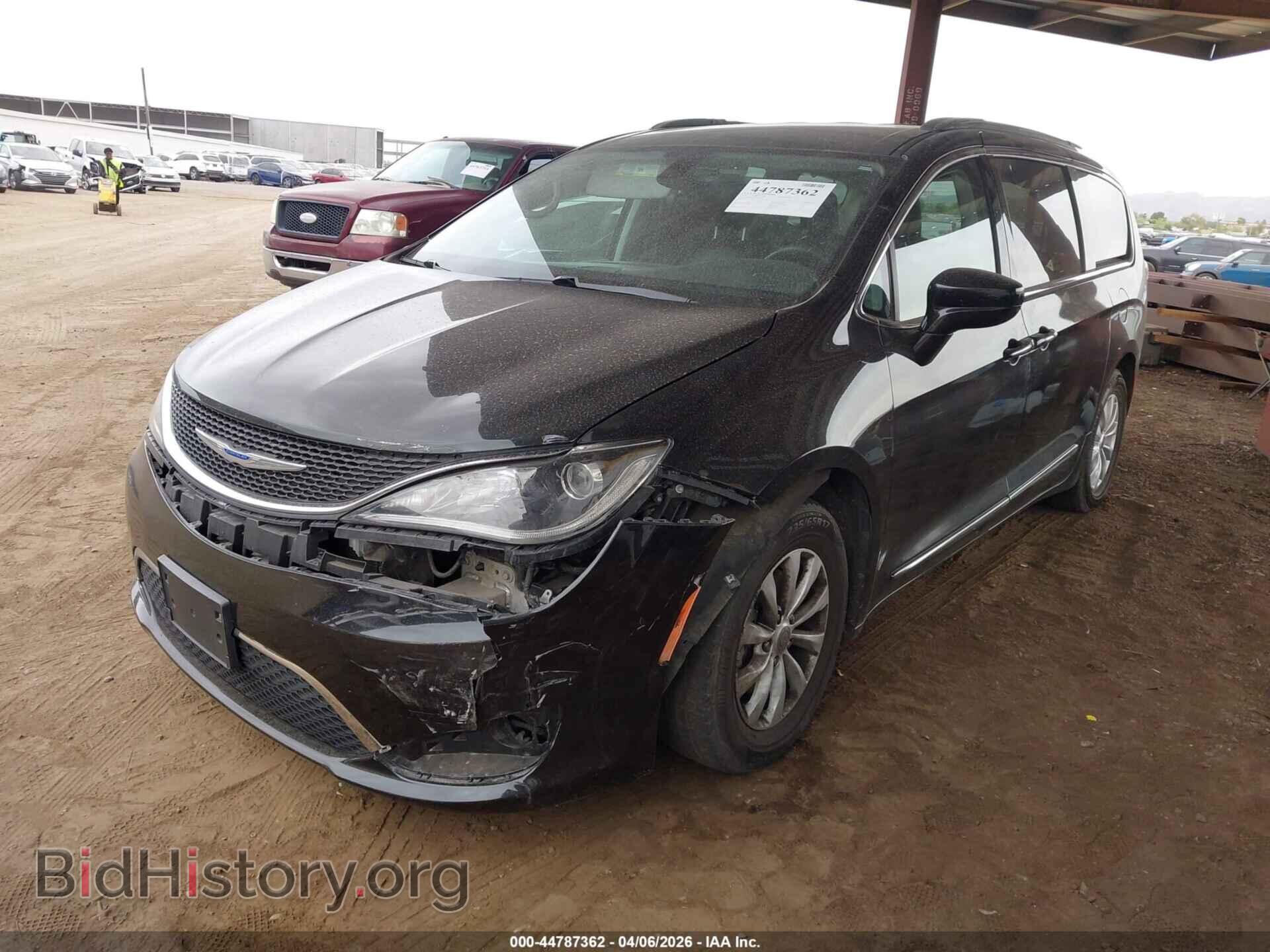 2019 CHRYSLER PACIFICA - VIN: 2C4RC1BG7KR596750 - Фото 2