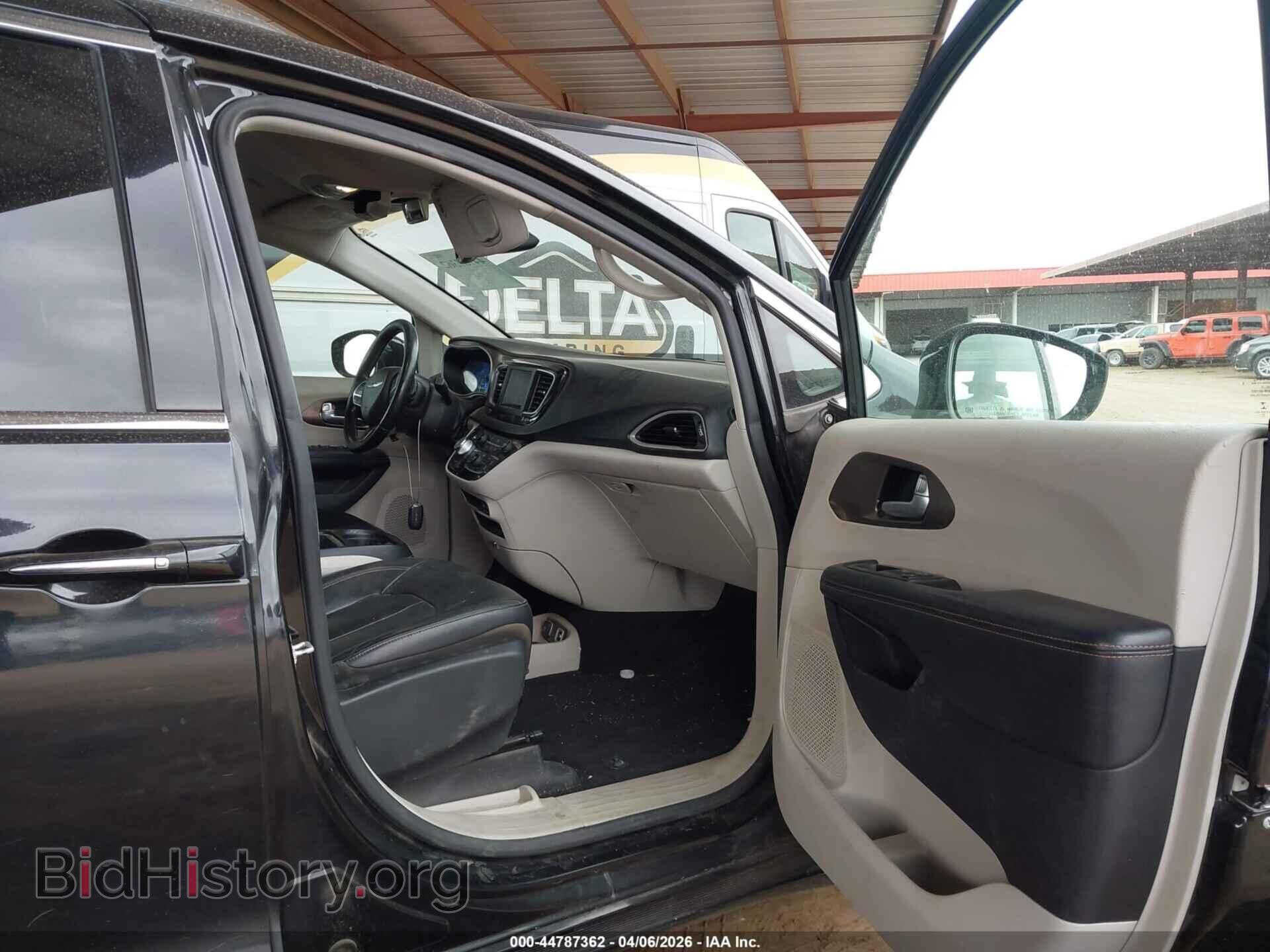 2019 CHRYSLER PACIFICA - VIN: 2C4RC1BG7KR596750 - Фото 5
