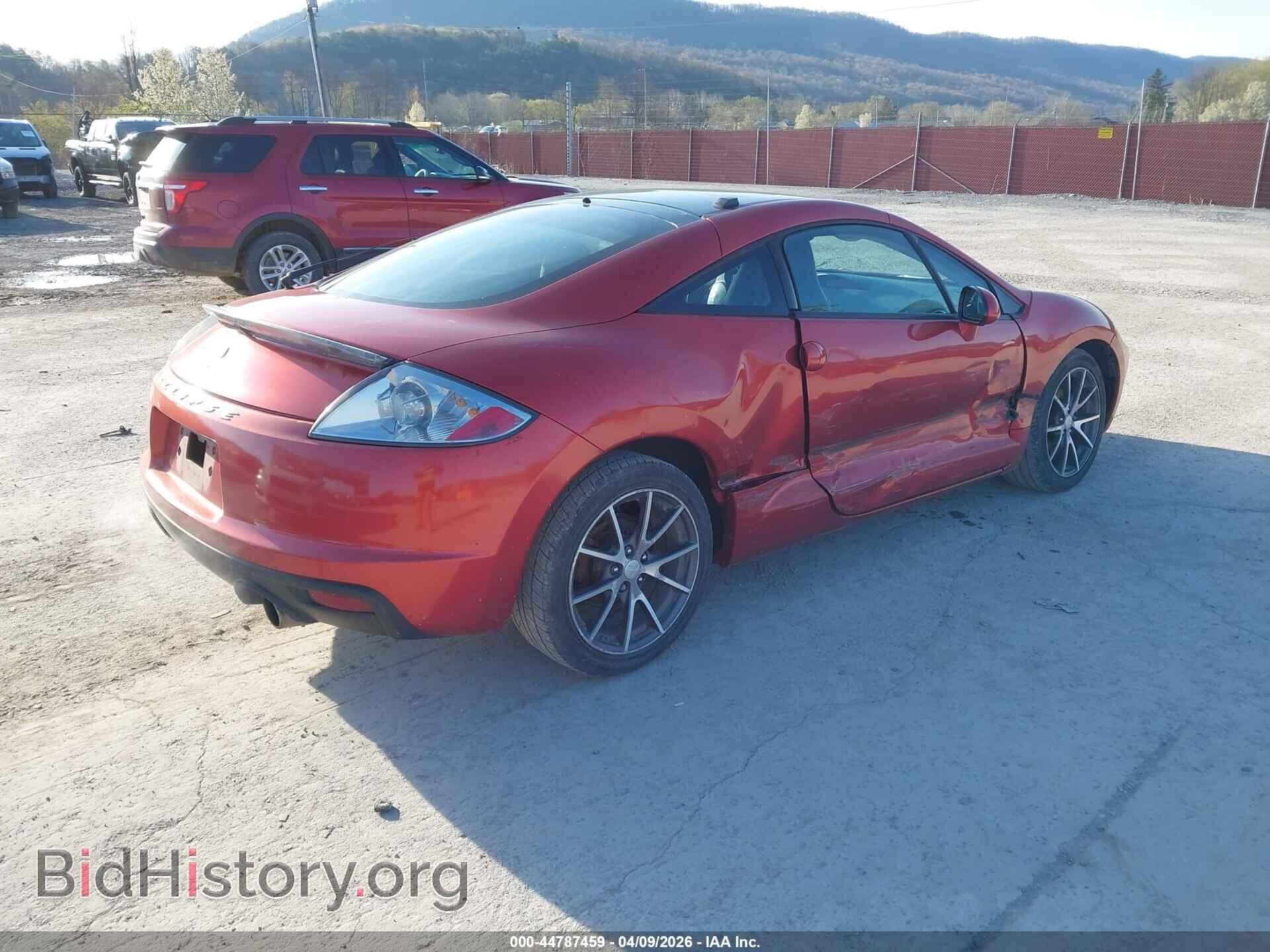 2011 MITSUBISHI ECLIPSE - VIN: 4A31K5DF9BE001662 - Photo 4