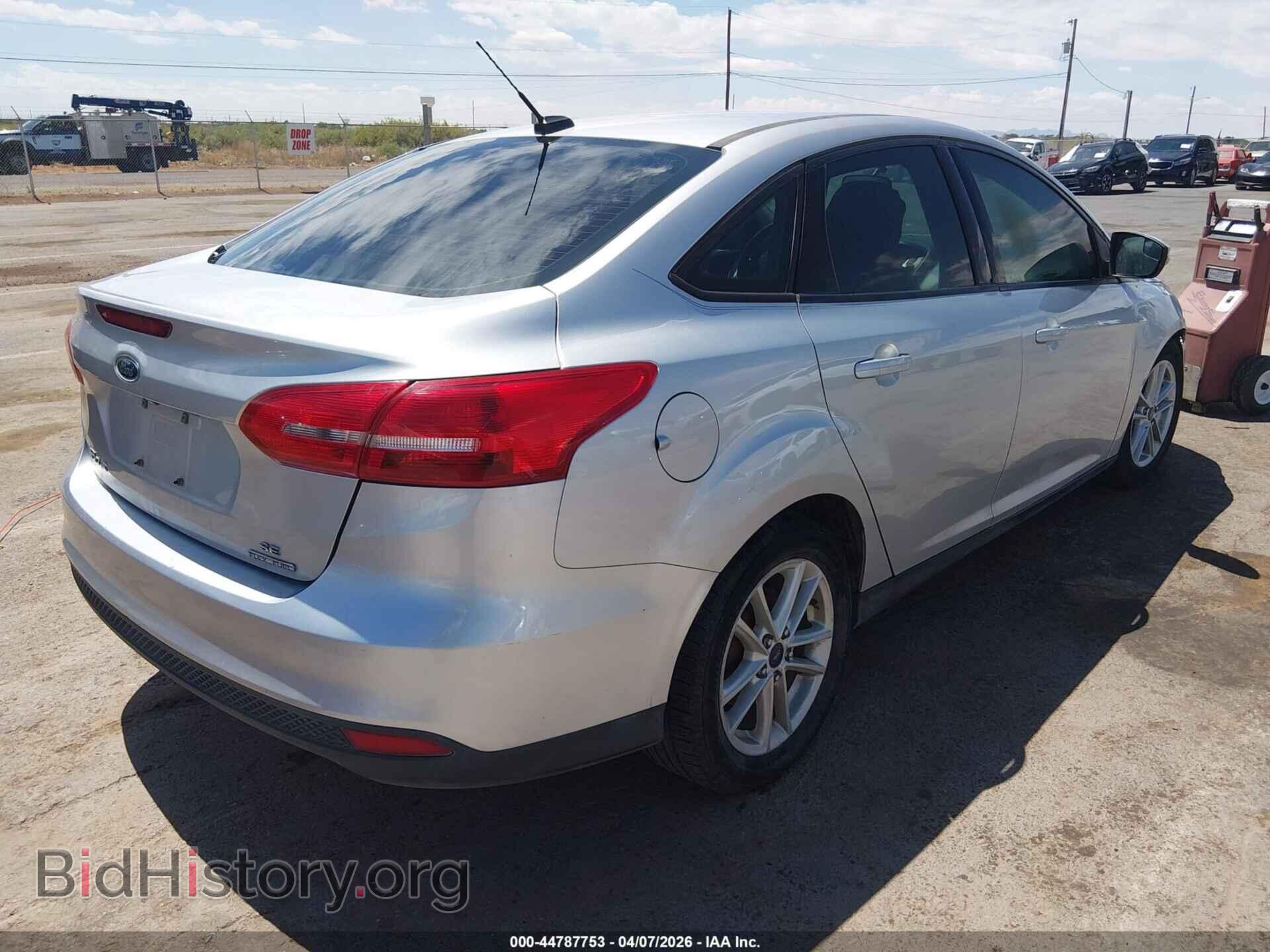 2016 FORD FOCUS - VIN: 1FADP3F28GL395437 - Фото 4