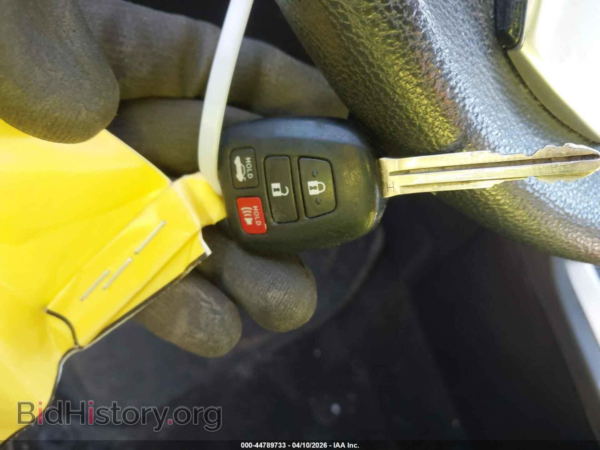 2017 TOYOTA COROLLA - VIN: 2T1BURHE9HC831029 - Фото 11