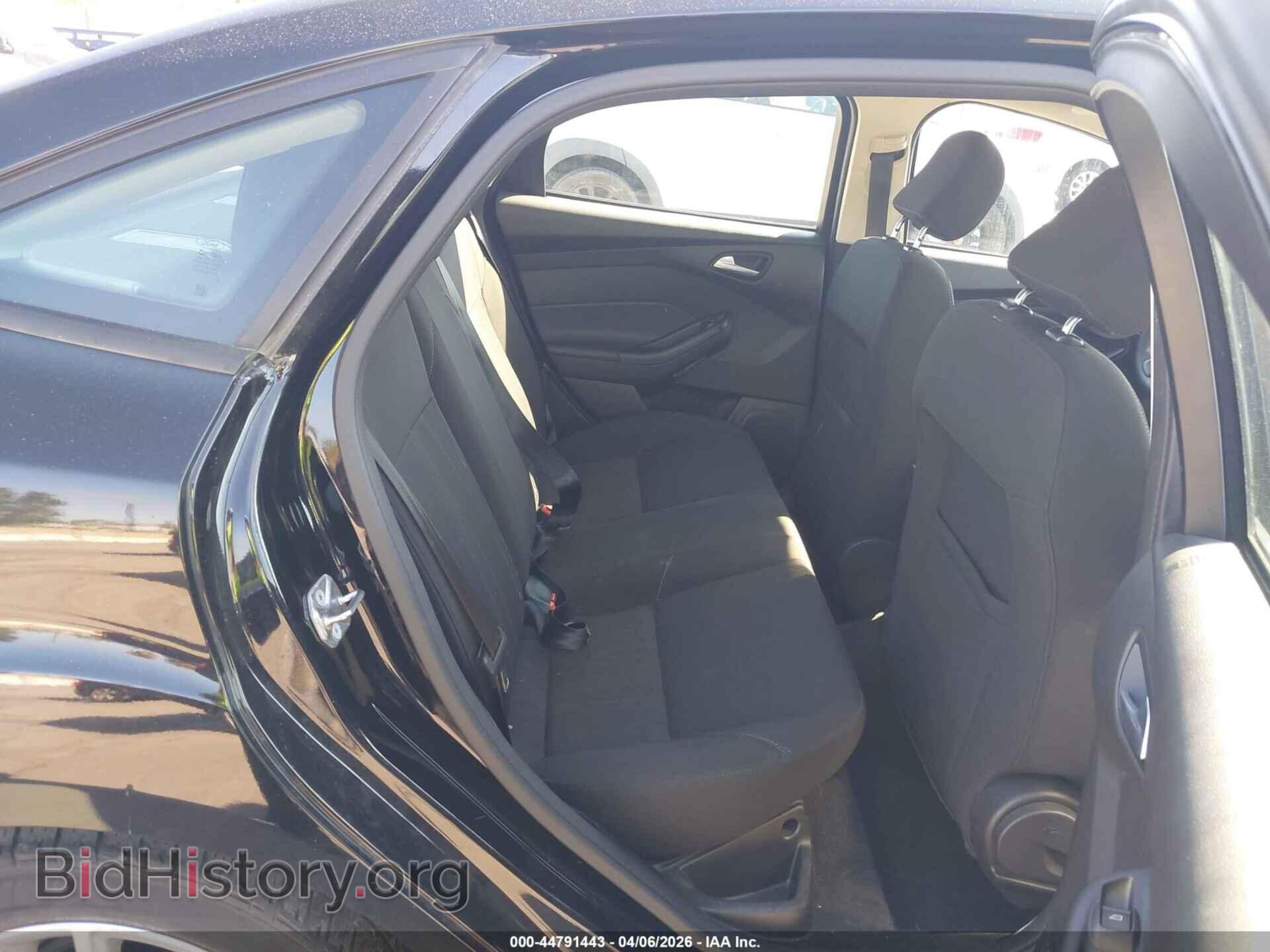 2017 FORD FOCUS - VIN: 1FADP3F2XHL315816 - Photo 8