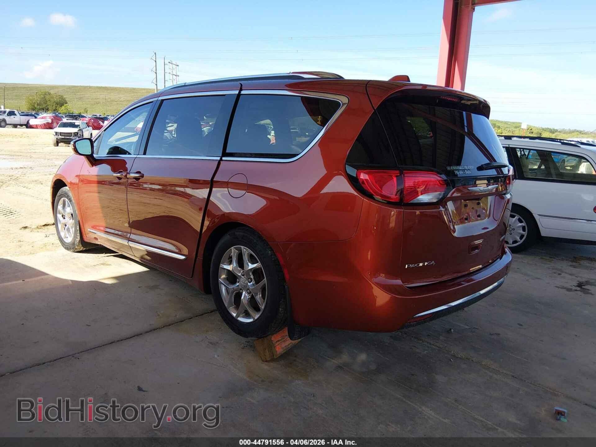 2018 CHRYSLER PACIFICA - VIN: 2C4RC1GG7JR214532 - Фото 3