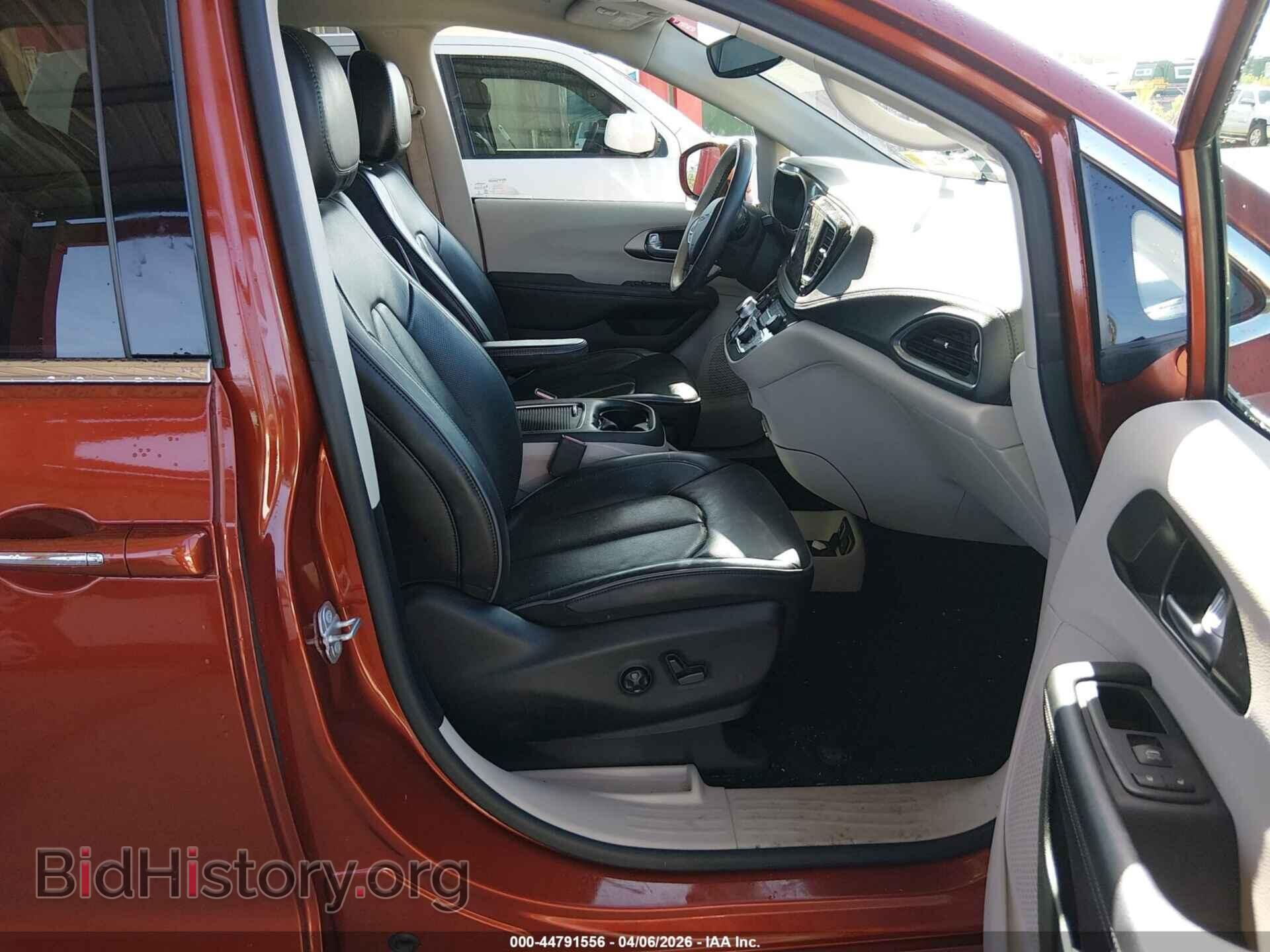 2018 CHRYSLER PACIFICA - VIN: 2C4RC1GG7JR214532 - Фото 5