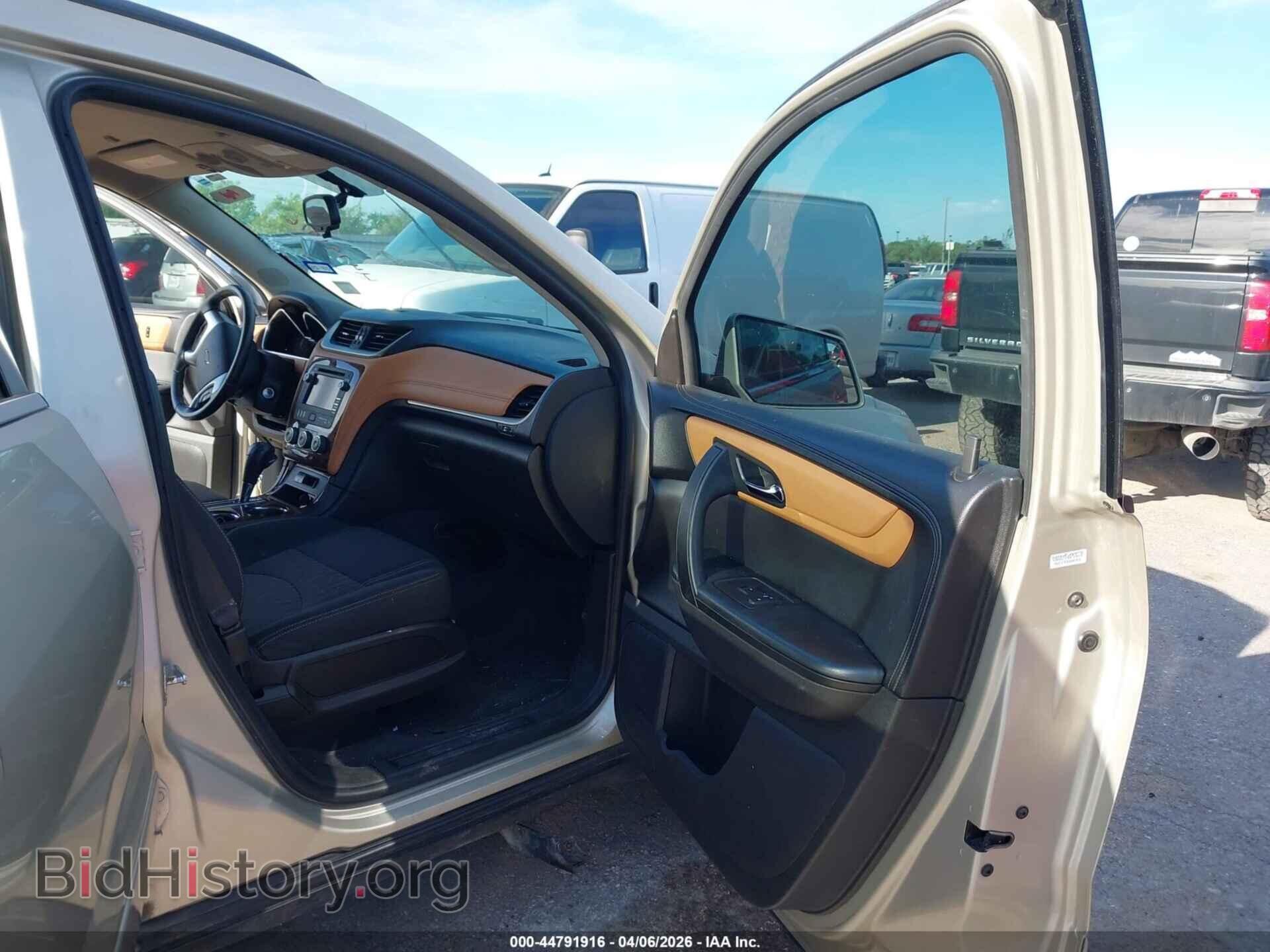 2013 CHEVROLET TRAVERSE - VIN: 1GNKRGKD3DJ105159 - Фото 5