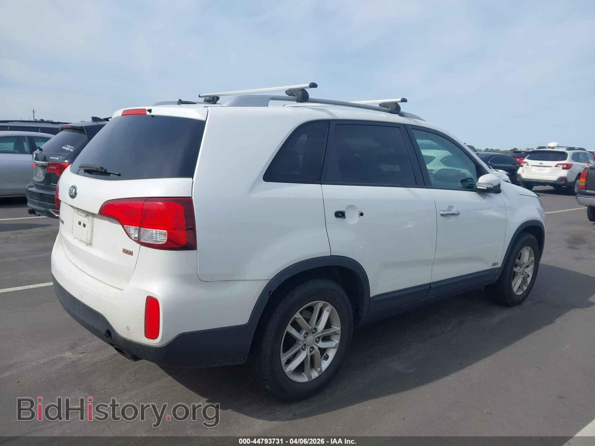2014 KIA SORENTO - VIN: 5XYKTCA63EG530663 - Фото 4