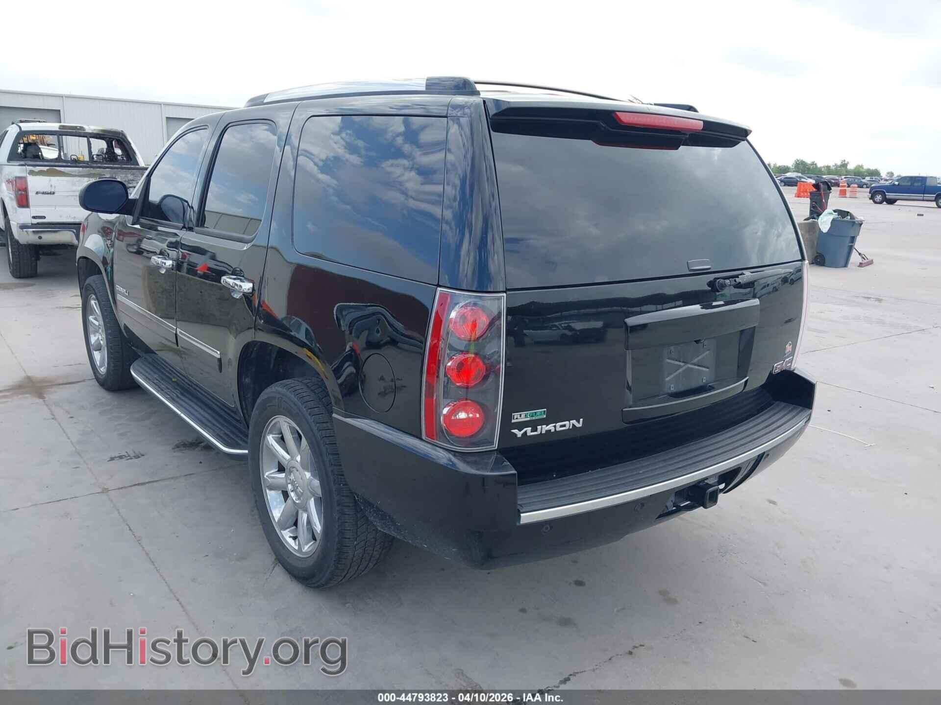 2011 GMC YUKON - VIN: 1GKS1EEF7BR328888 - Фото 3