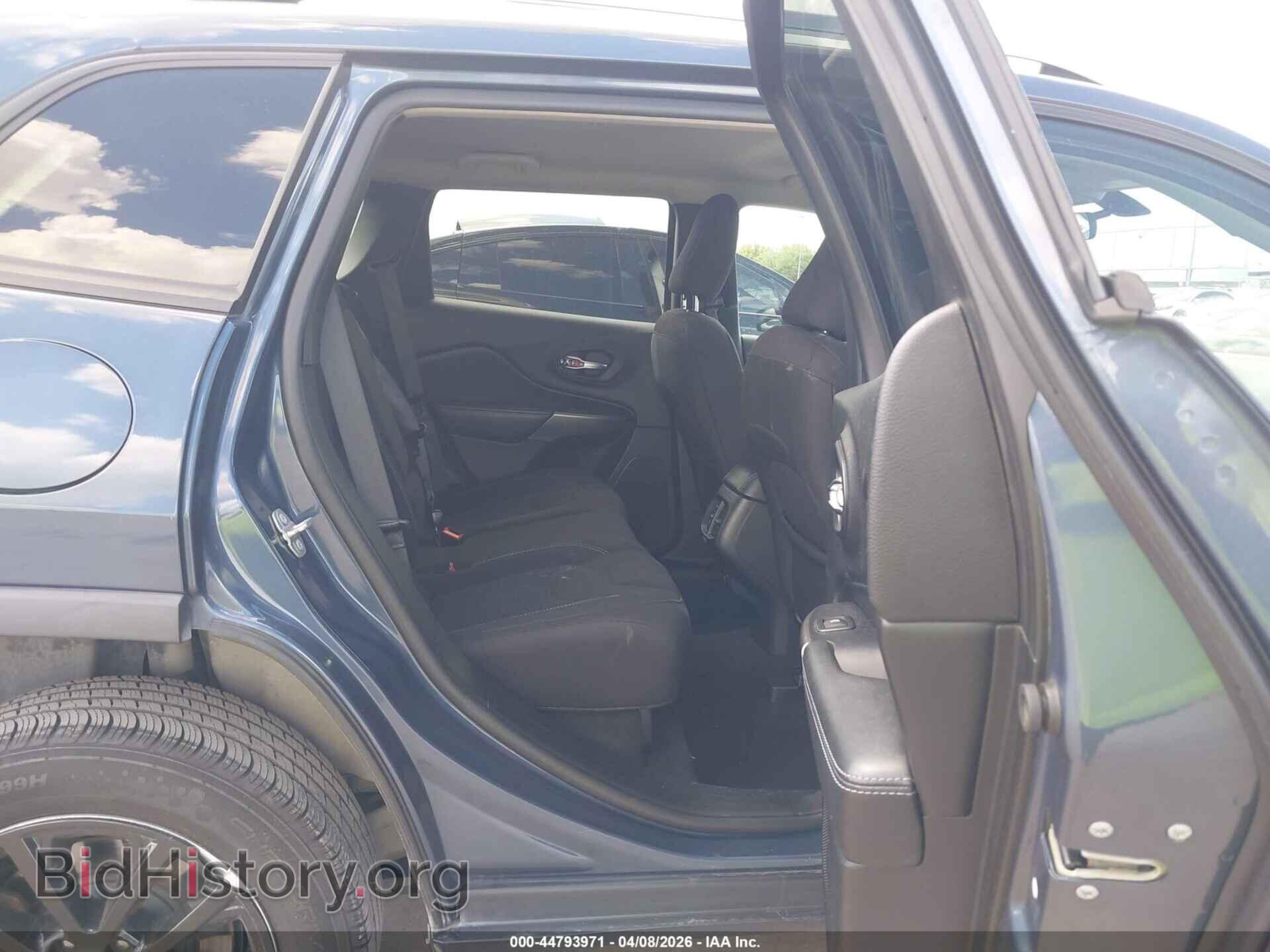 2020 JEEP CHEROKEE - VIN: 1C4PJLCX1LD638082 - Фото 8