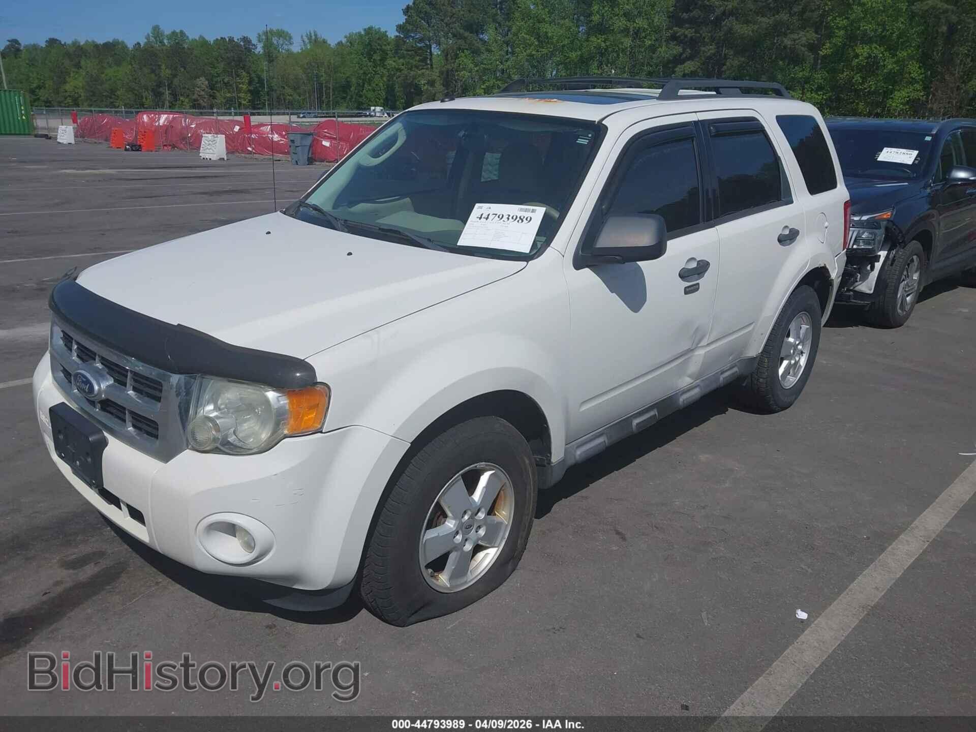 2010 FORD ESCAPE - VIN: 1FMCU9D77AKC65688 - Фото 2