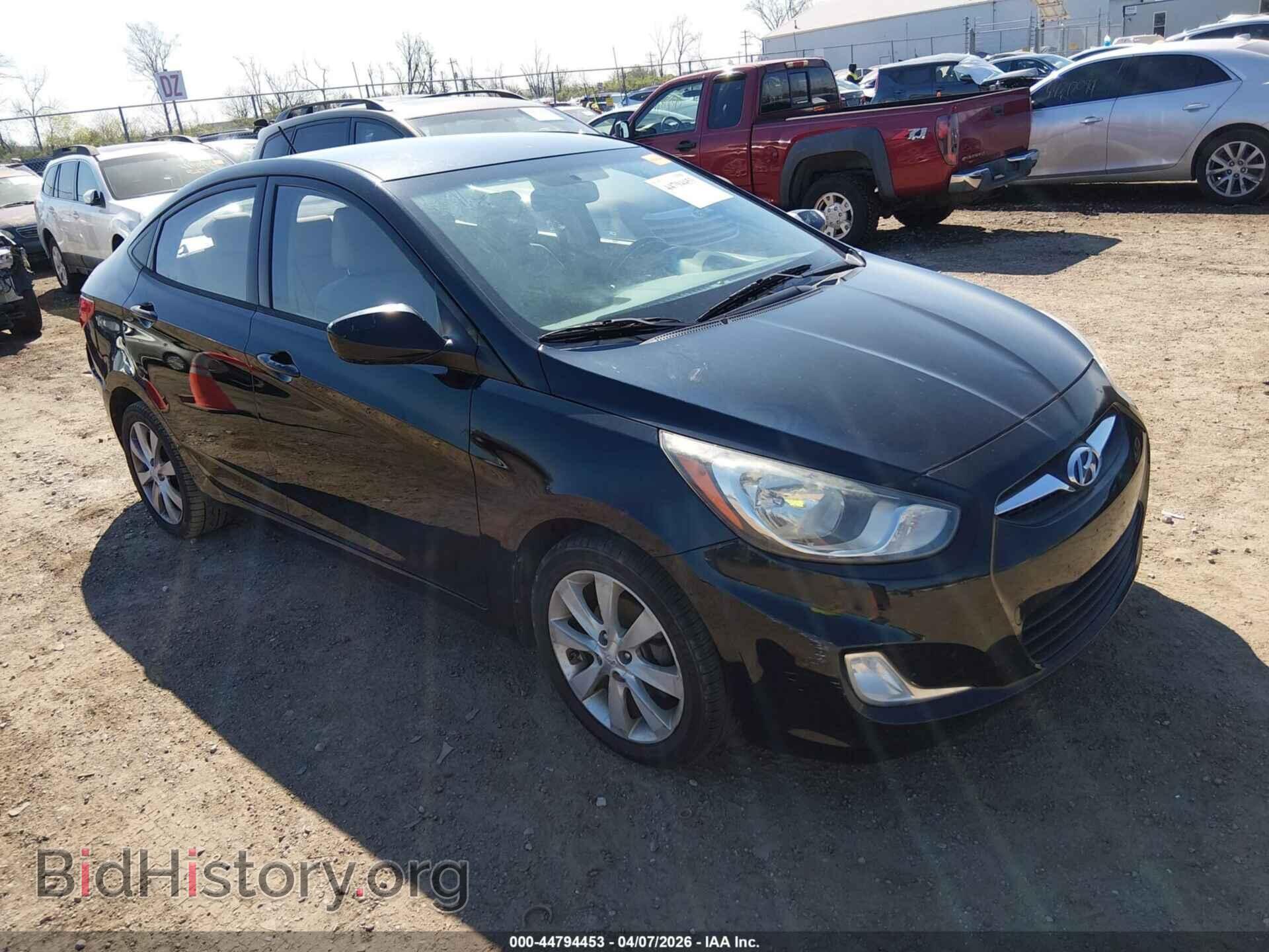 Photo KMHCU4AE3DU461450 - HYUNDAI ACCENT 2013