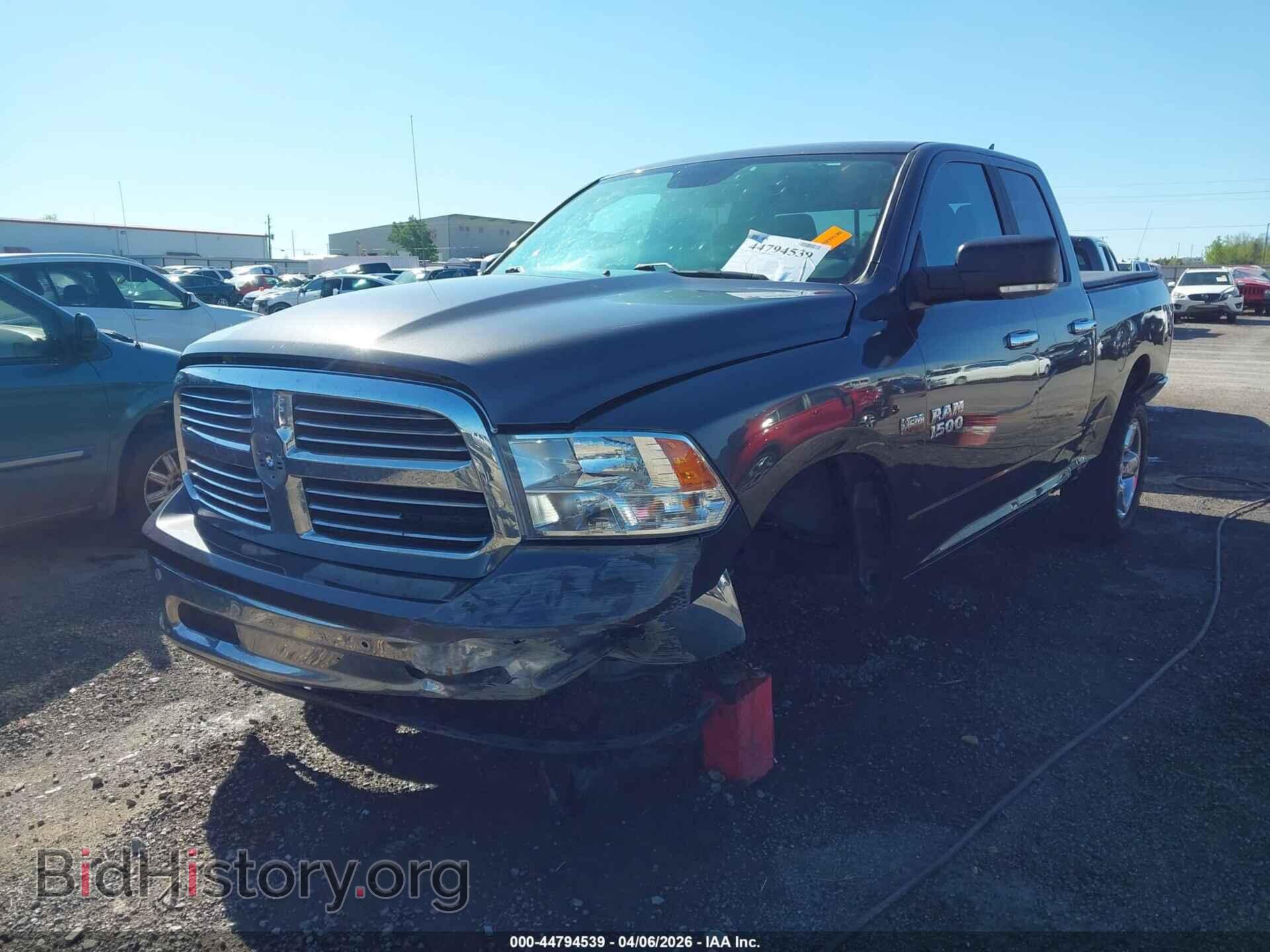 2018 RAM 1500 - VIN: 1C6RR7GT8JS312702 - Photo 2