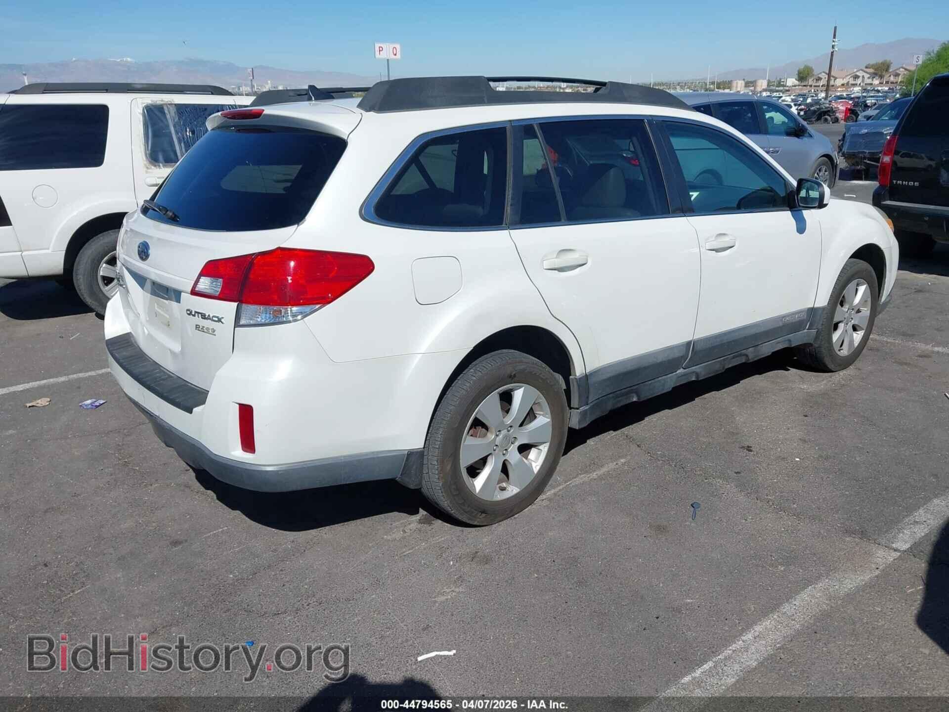 2011 SUBARU OUTBACK - VIN: 4S4BRBLCXB3356551 - Фото 4