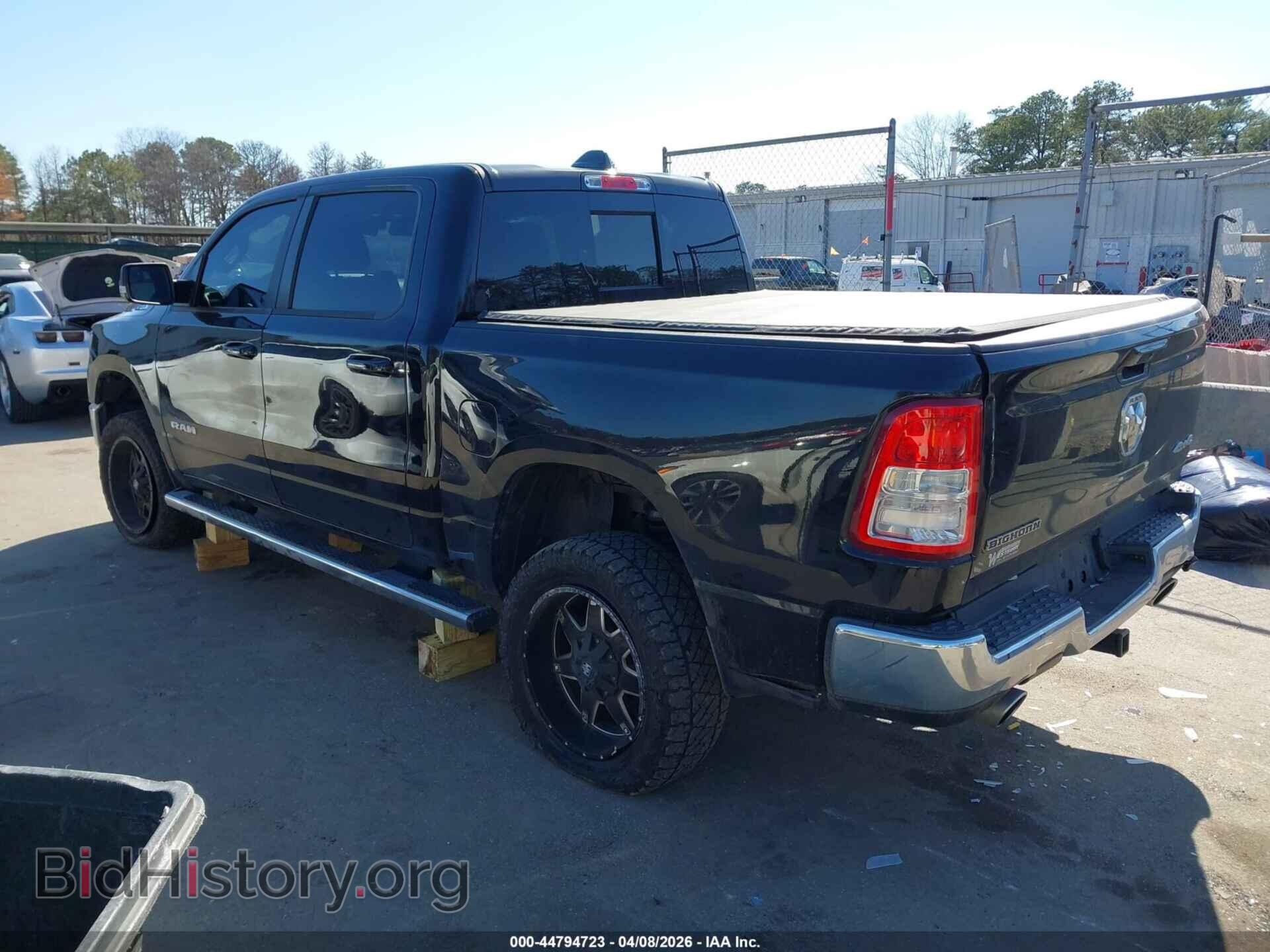 2021 RAM 1500 - VIN: 1C6SRFFT6MN566182 - Фото 3