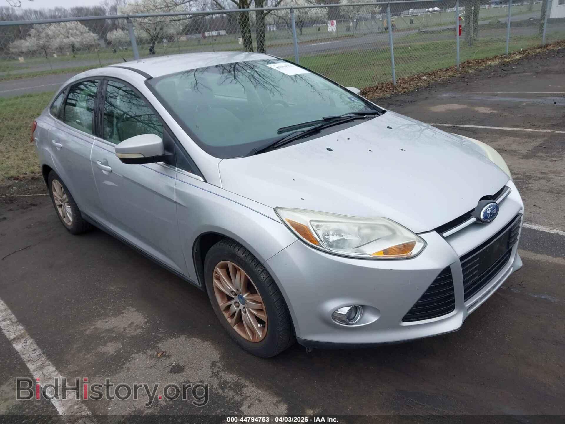 Photo 1FAHP3H29CL302157 - FORD FOCUS 2012