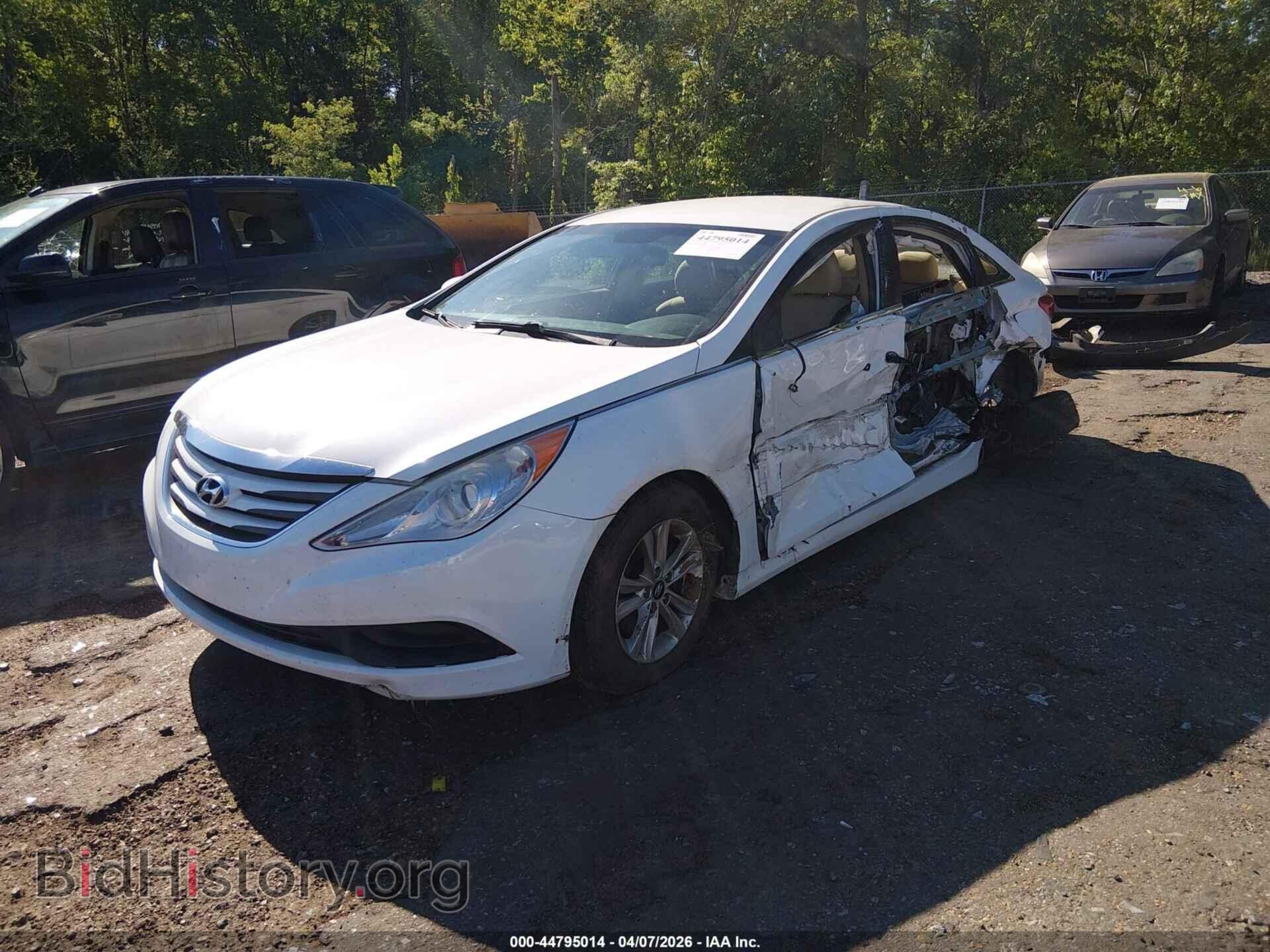 2014 HYUNDAI SONATA - VIN: 5NPEB4AC0EH906871 - Photo 2