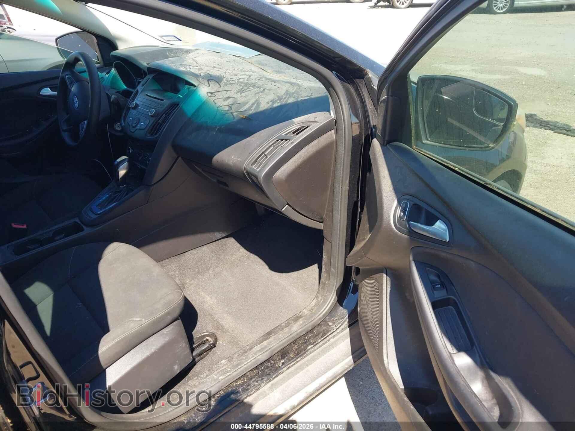 2016 FORD FOCUS - VIN: 1FADP3F2XGL285697 - Фото 5