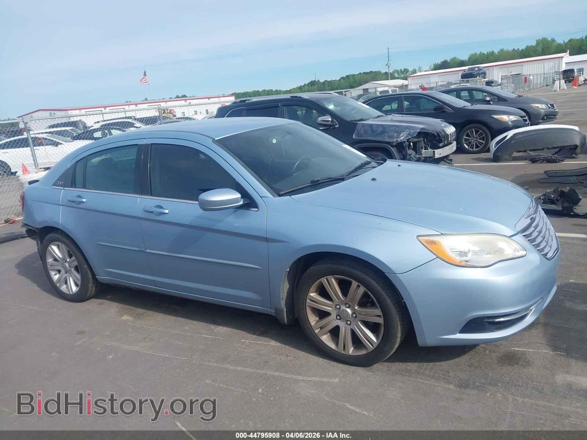 2013 CHRYSLER 200 - VIN: 1C3CCBBB1DN656607 - Photo 13