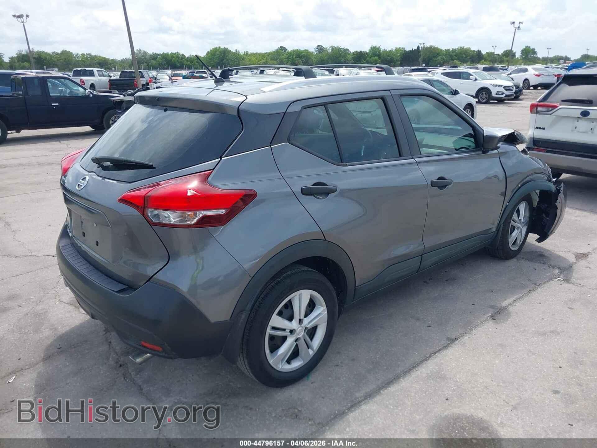 2019 NISSAN KICKS - VIN: 3N1CP5CU3KL537992 - Фото 4