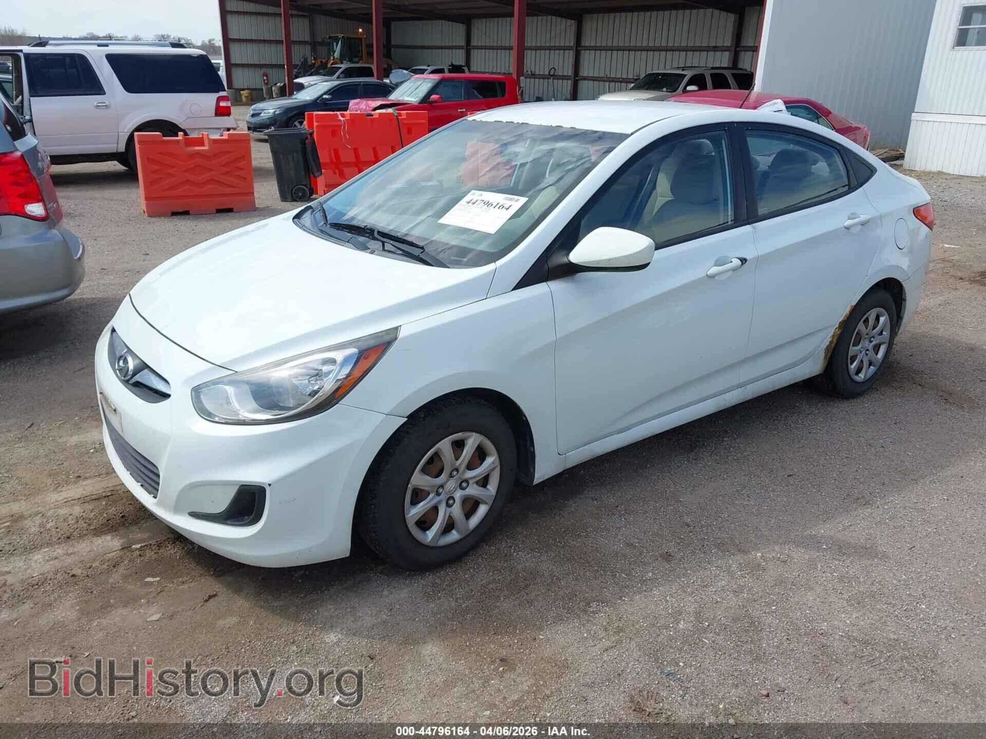 2013 HYUNDAI ACCENT - VIN: KMHCT4AE7DU529607 - Photo 2