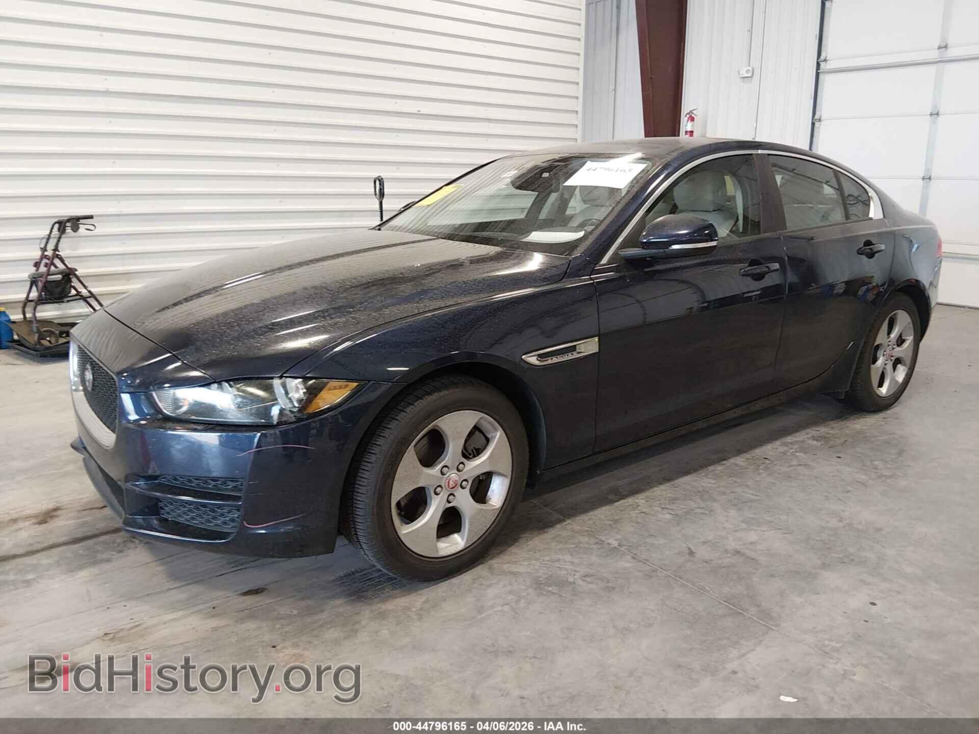 2017 JAGUAR XE - VIN: SAJAR4BG4HA976477 - Фото 2