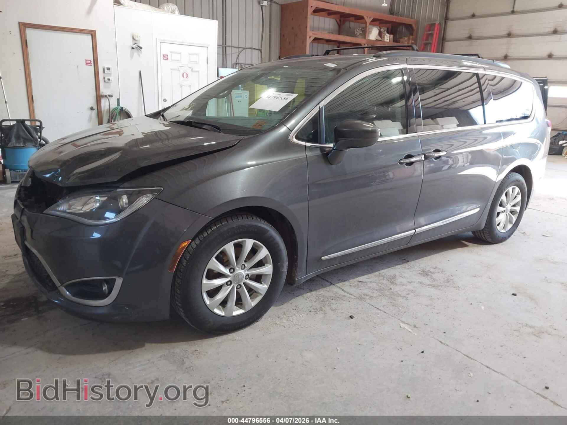 2017 CHRYSLER PACIFICA - VIN: 2C4RC1BG8HR510452 - Фото 2